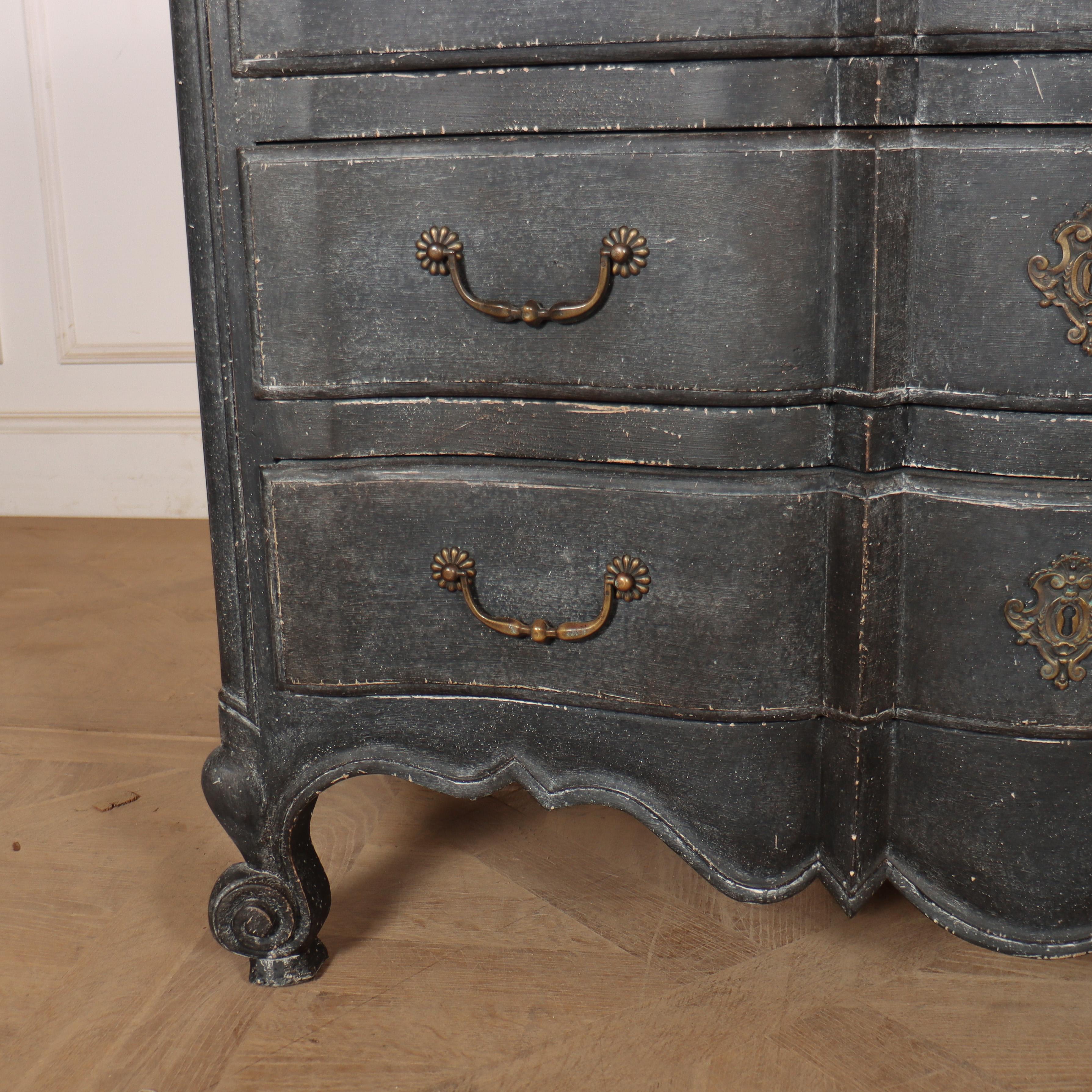 Commode francese a serpentina dipinta In condizioni buone in vendita a Leamington Spa, Warwickshire