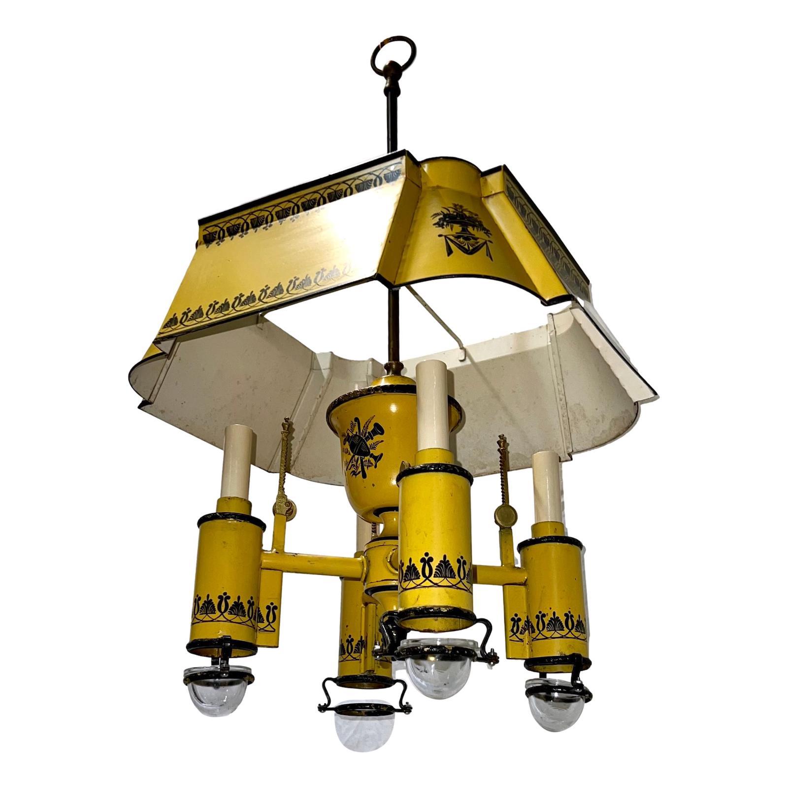 Metal French Painted tole Chandelier For Sale