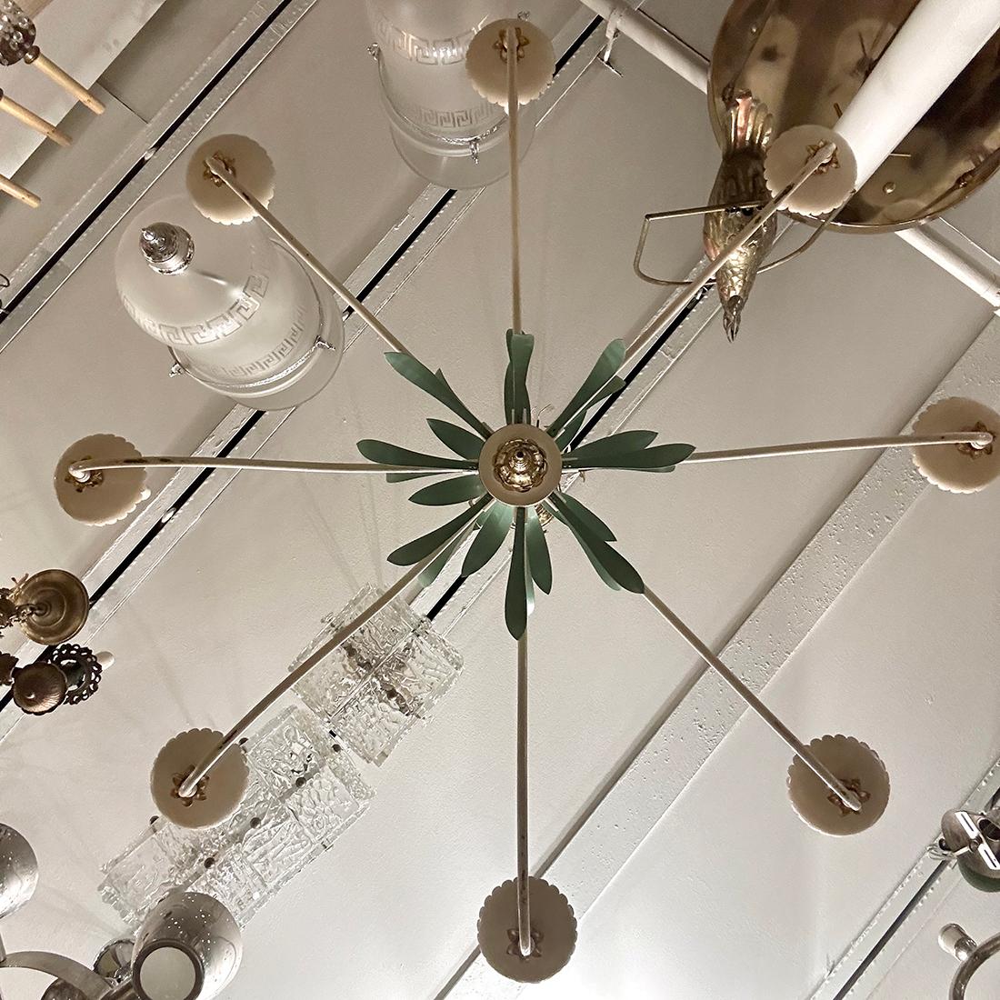 French Painted Tole Chandelier with Flowers In Good Condition For Sale In New York, NY