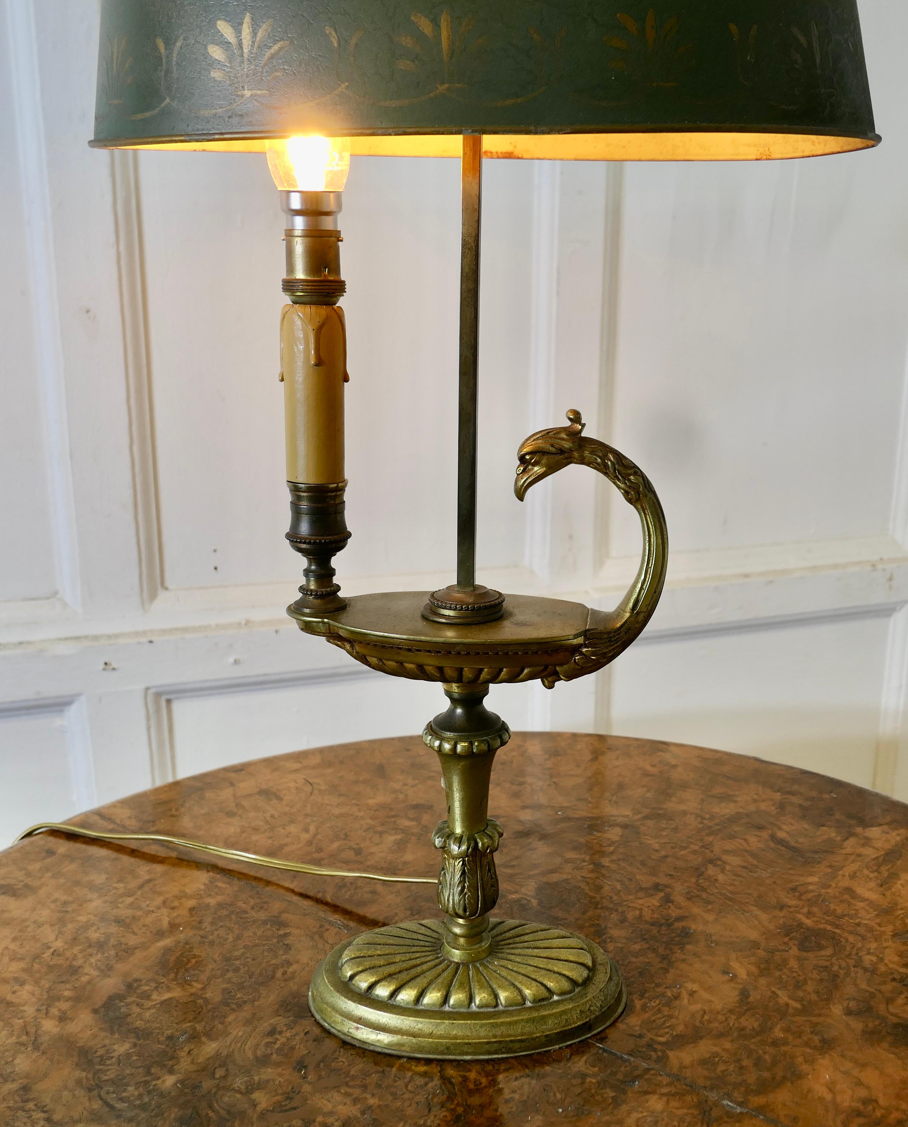 Lampe de bureau en faïence peinte et laiton  Une belle pièce Bon état - En vente à Godshill, Isle of Wight