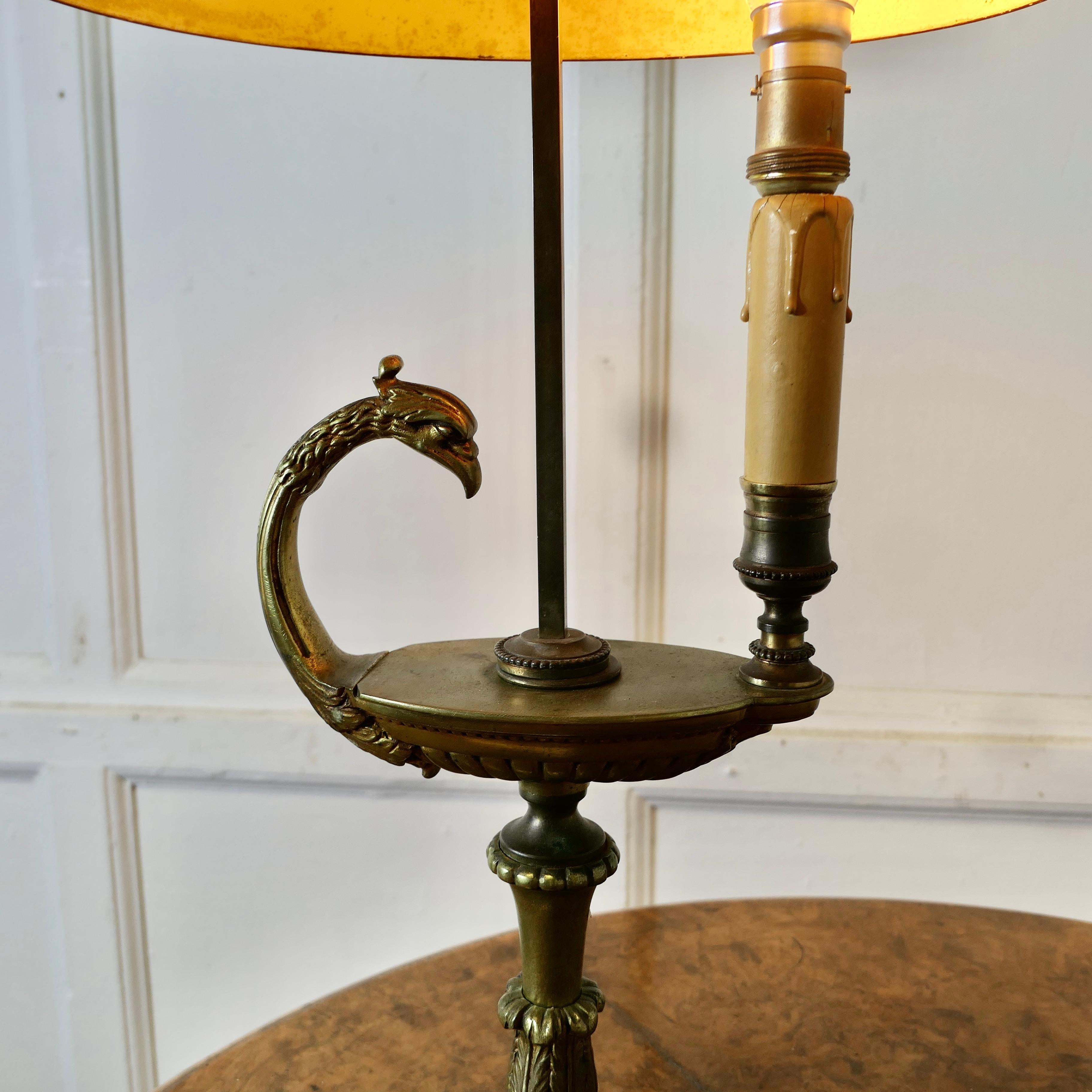 Lampe de bureau en faïence peinte et laiton  Une belle pièce en vente 2