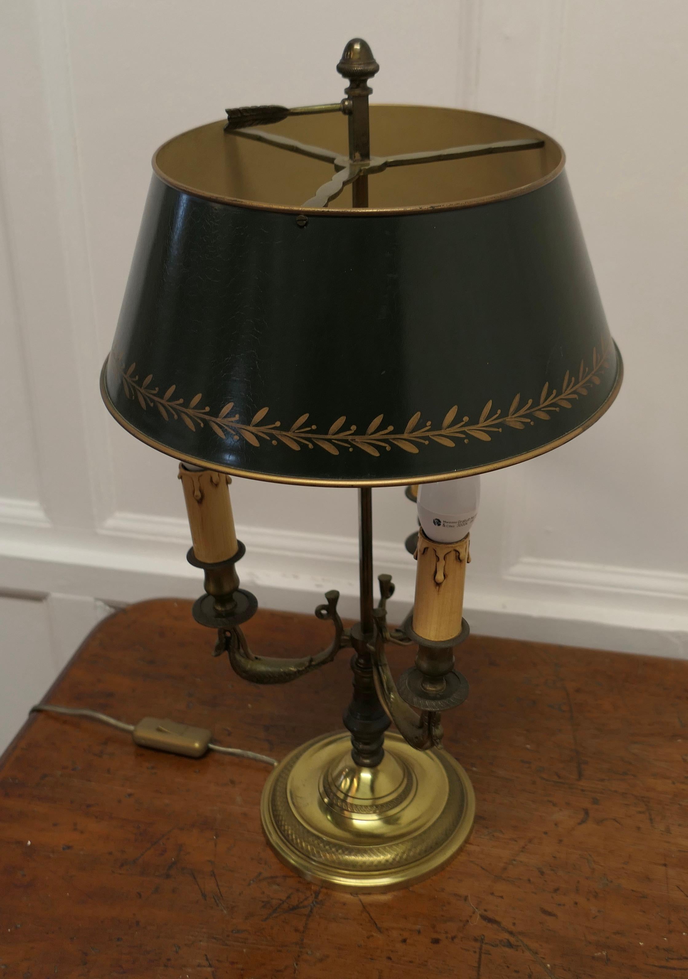 French Painted Toleware and Brass Triple Desk Lamp For Sale 3