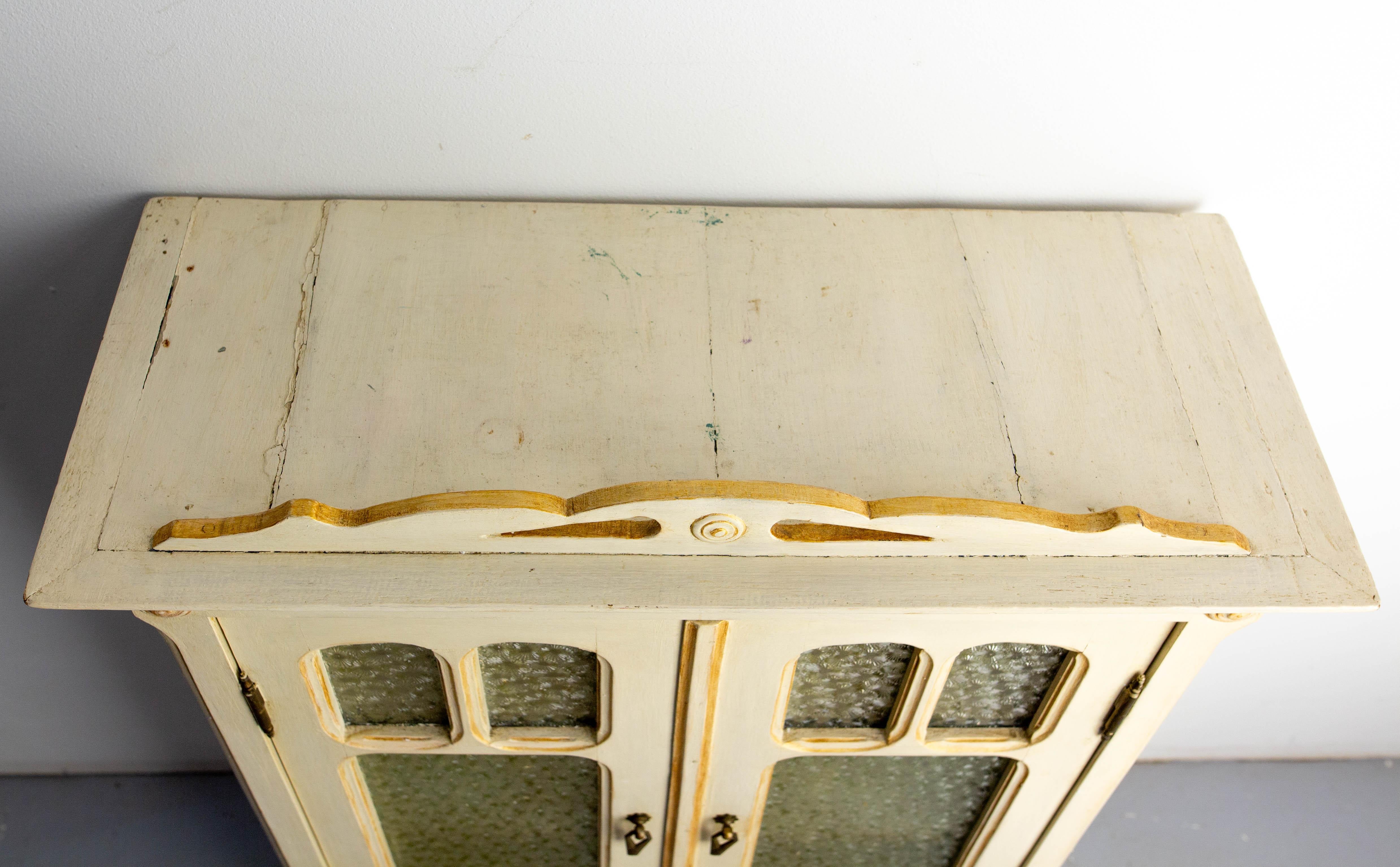 French Painted Wood, Glass & Brass Little Armoire, circa 1920 For Sale 3