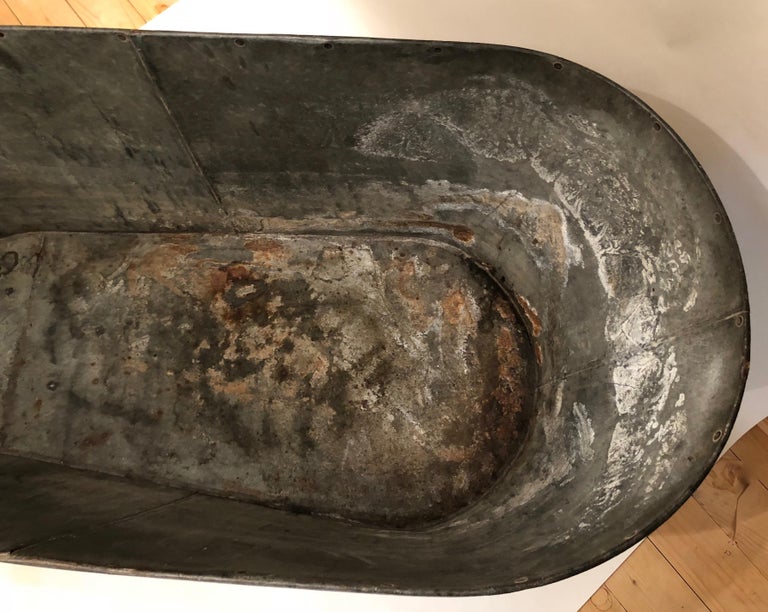 French Painted Zinc Bathtub from 1800 For Sale at 1stDibs