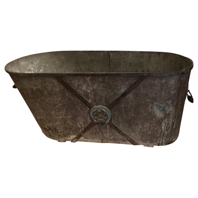 French Painted Zinc Bathtub from 1800 For Sale at 1stDibs