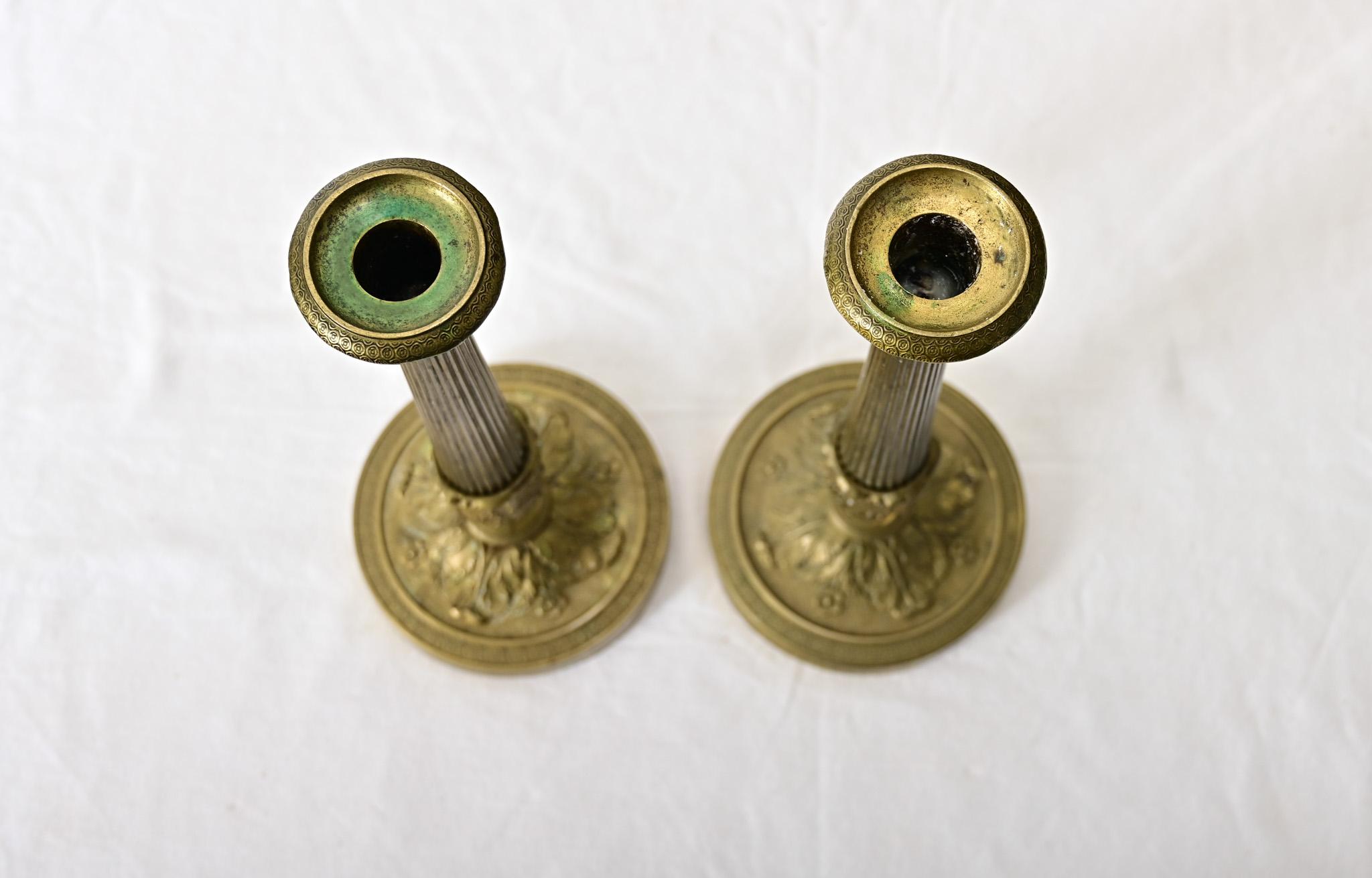French Pair 18th Century Louis XVI Style Bronze Candlesticks For Sale 1