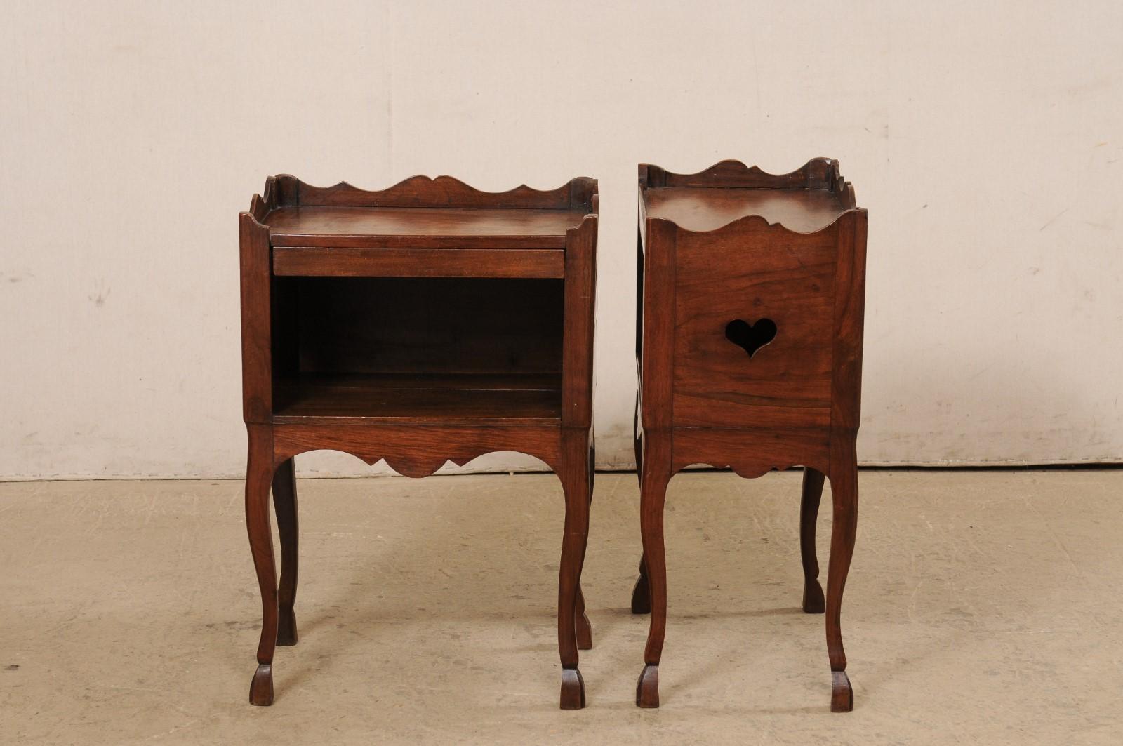 French Pair Antique End Tables w/Scalloped Top Lip & Petite Hoof Carved Feet 4