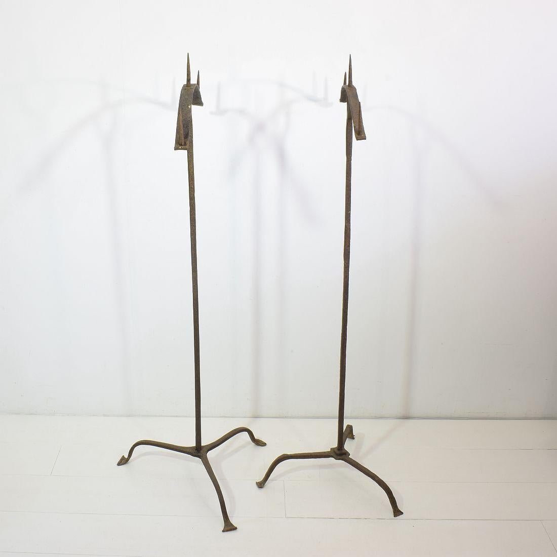 French Pair of 17th Century Hand-Forged Iron Candleholders For Sale 4