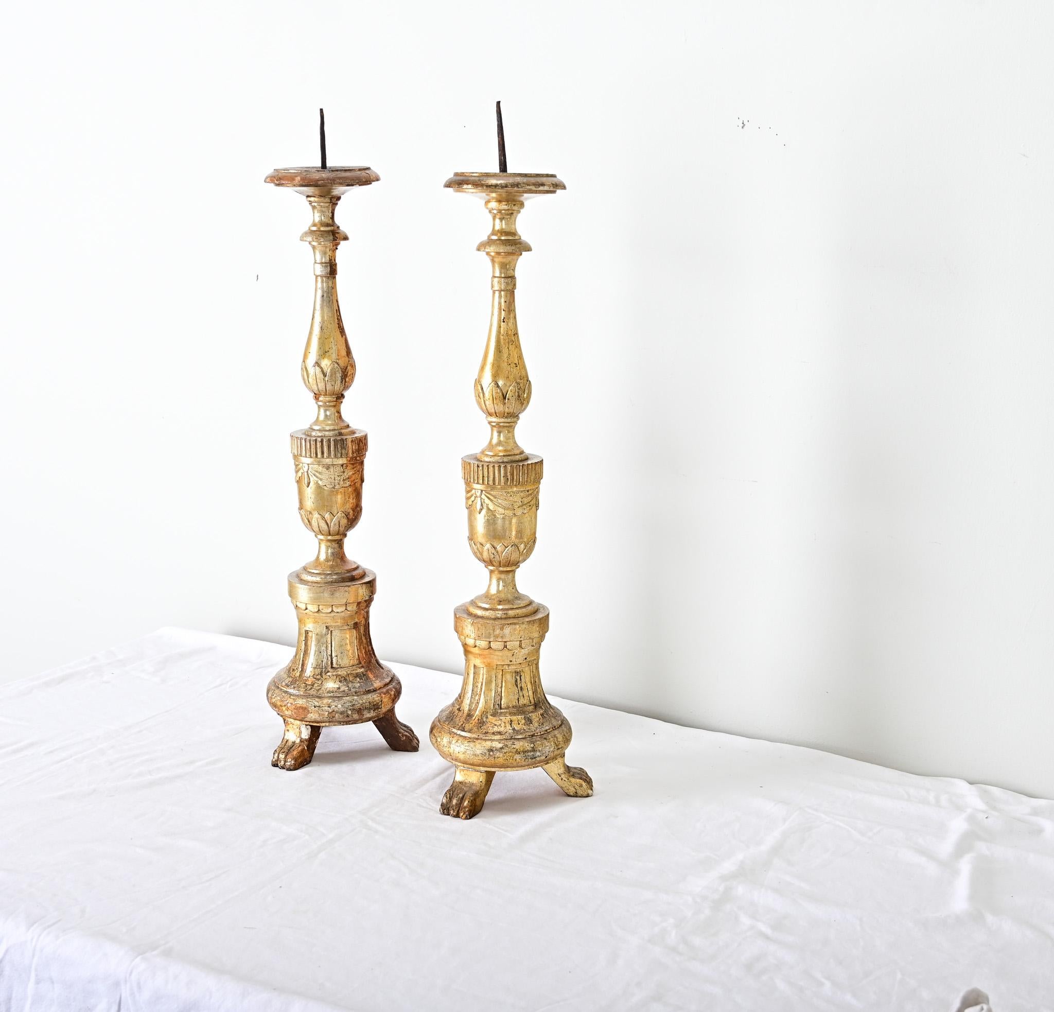 French Pair of 18th Century Gilt Candlesticks For Sale 1