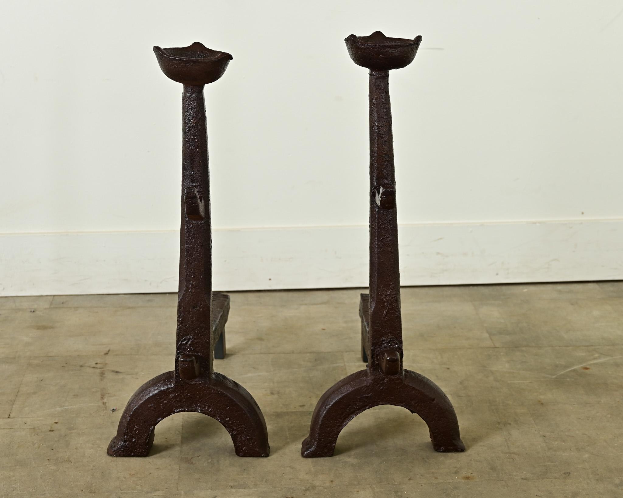 French Pair of 18th Century Wrought Iron Gothic Andirons In Good Condition For Sale In Baton Rouge, LA