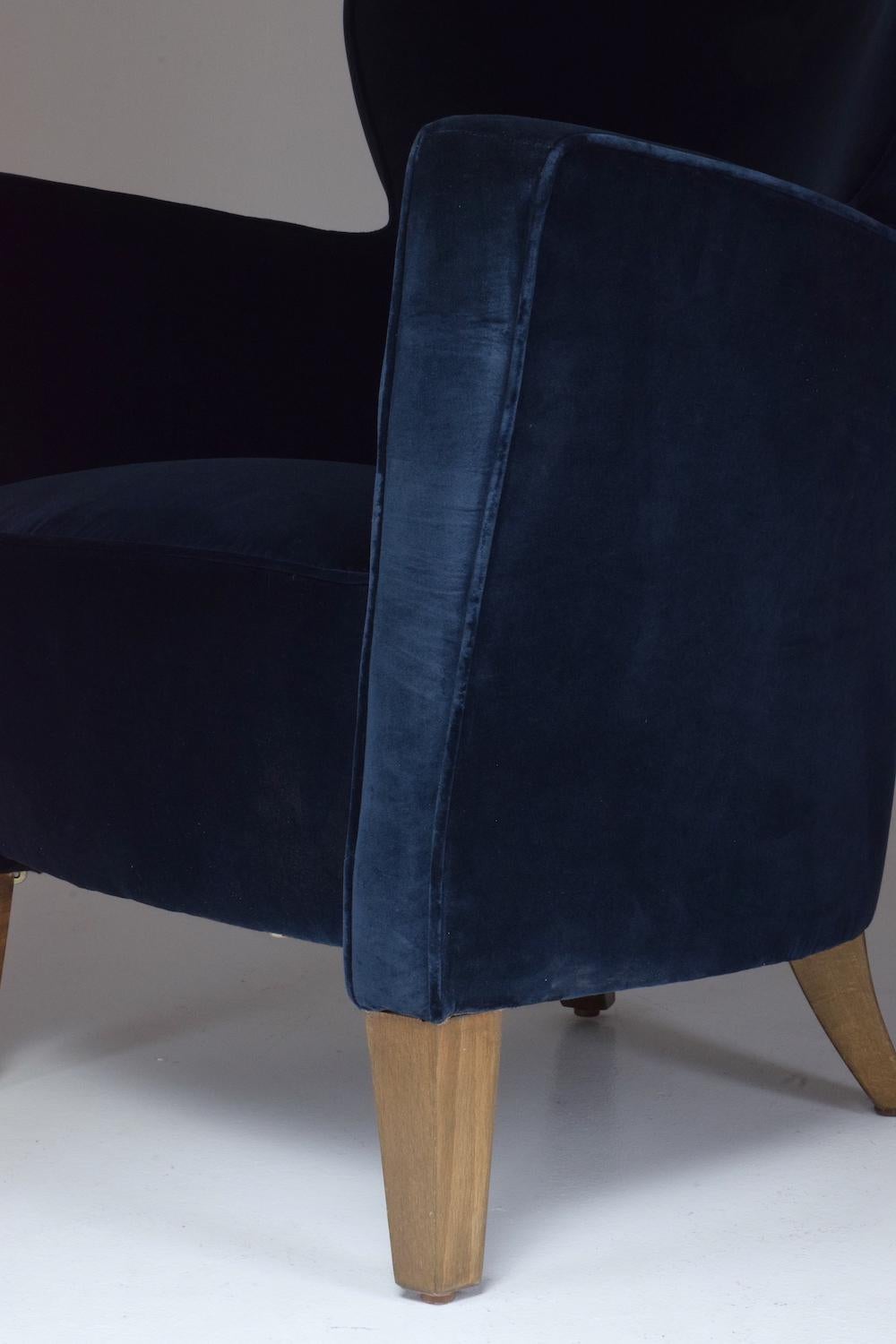 French Pair of 20th Century Velvet Armchairs, 1980s 10