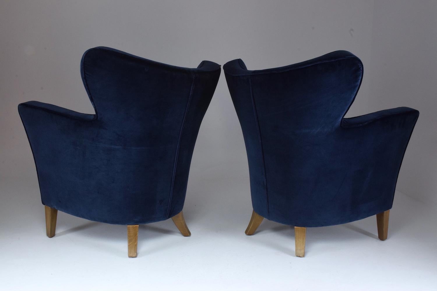 French Pair of 20th Century Velvet Armchairs, 1980s 6