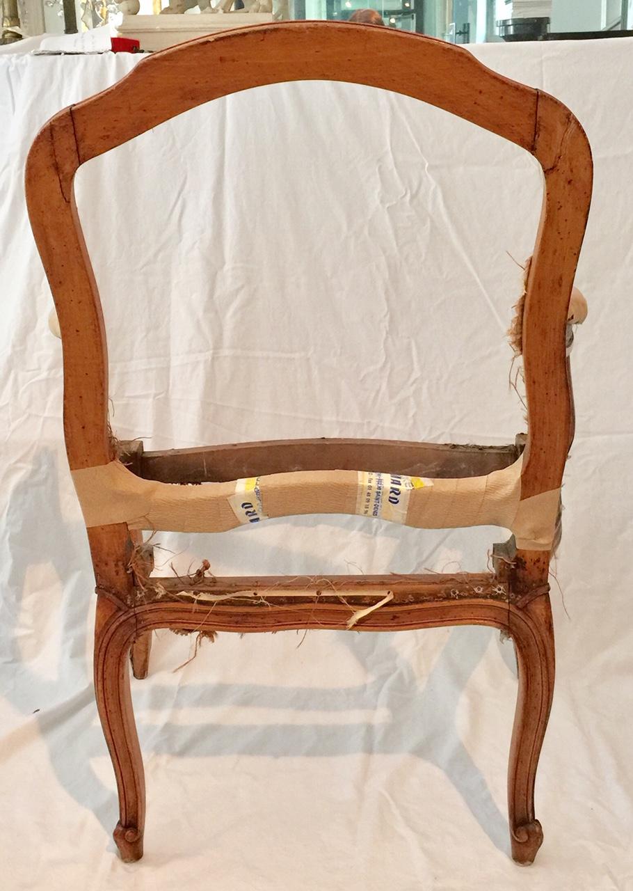 Französisches Paar Sessel-Karcasesses im Montespan-Stil, 19. Jahrhundert im Angebot 5