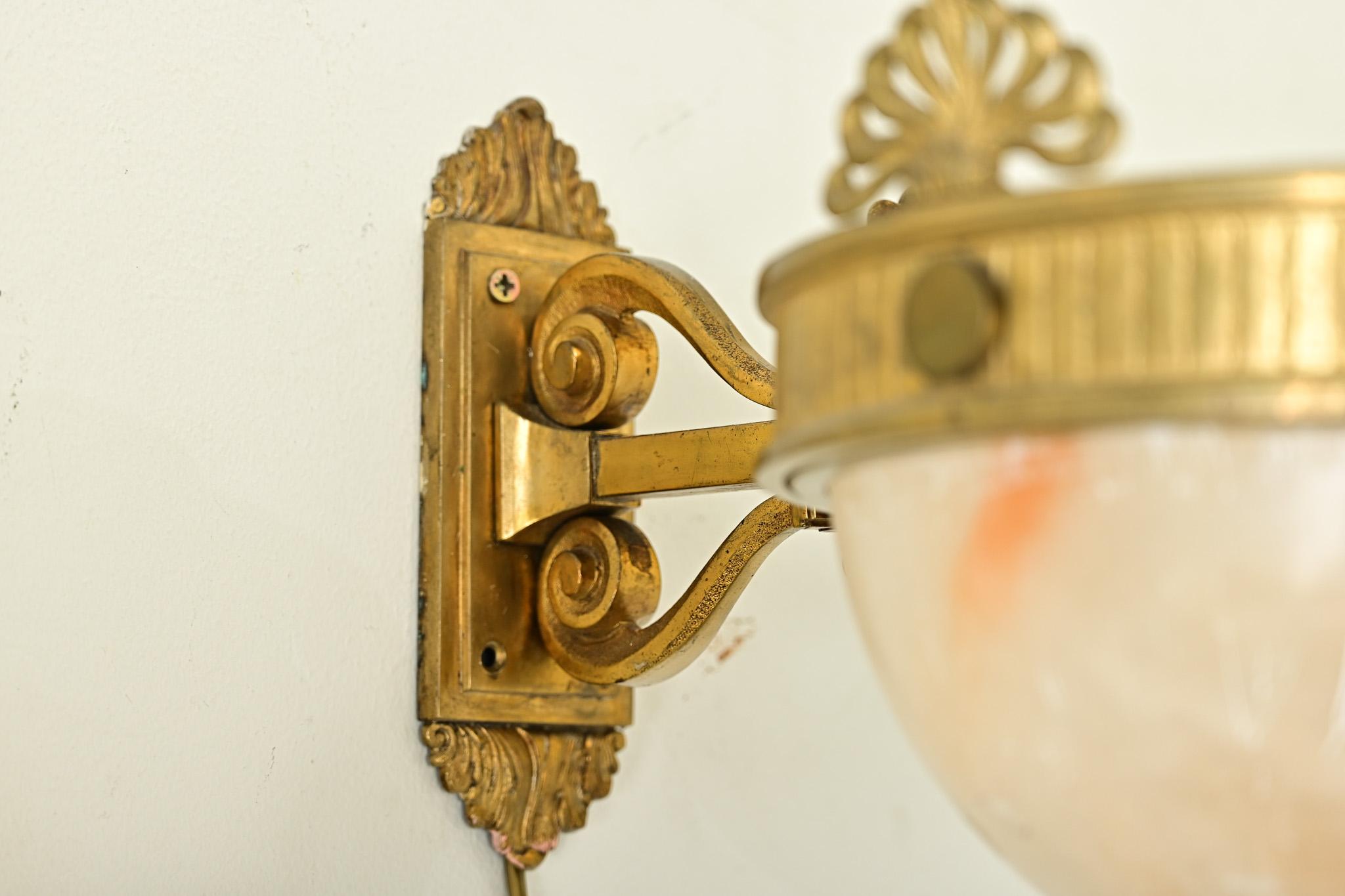 Coppia francese di lampade in alabastro Art Déco in vendita 4