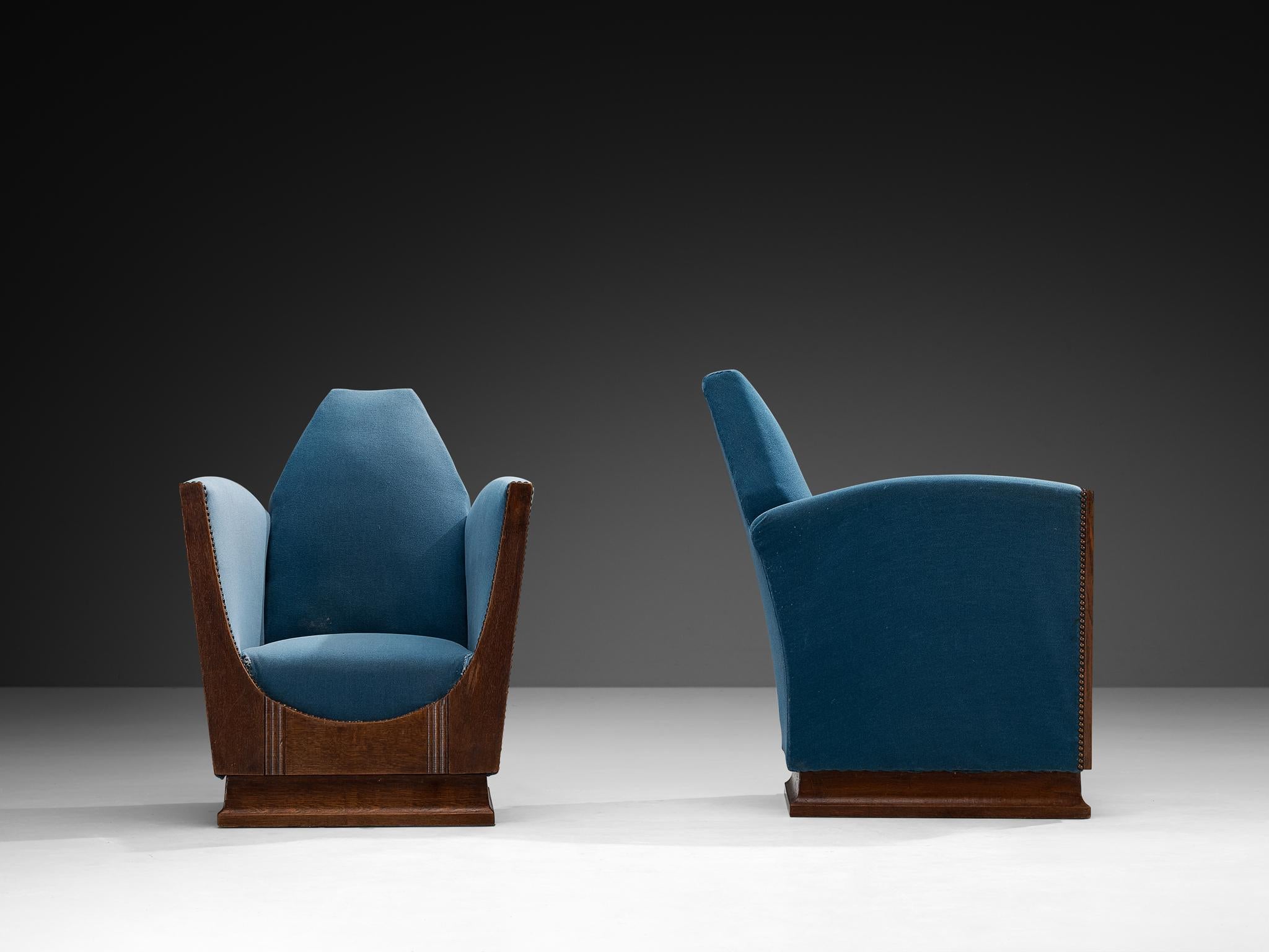 French Pair of Art Deco Lounge Chairs in Blue Velvet and Oak For Sale 5