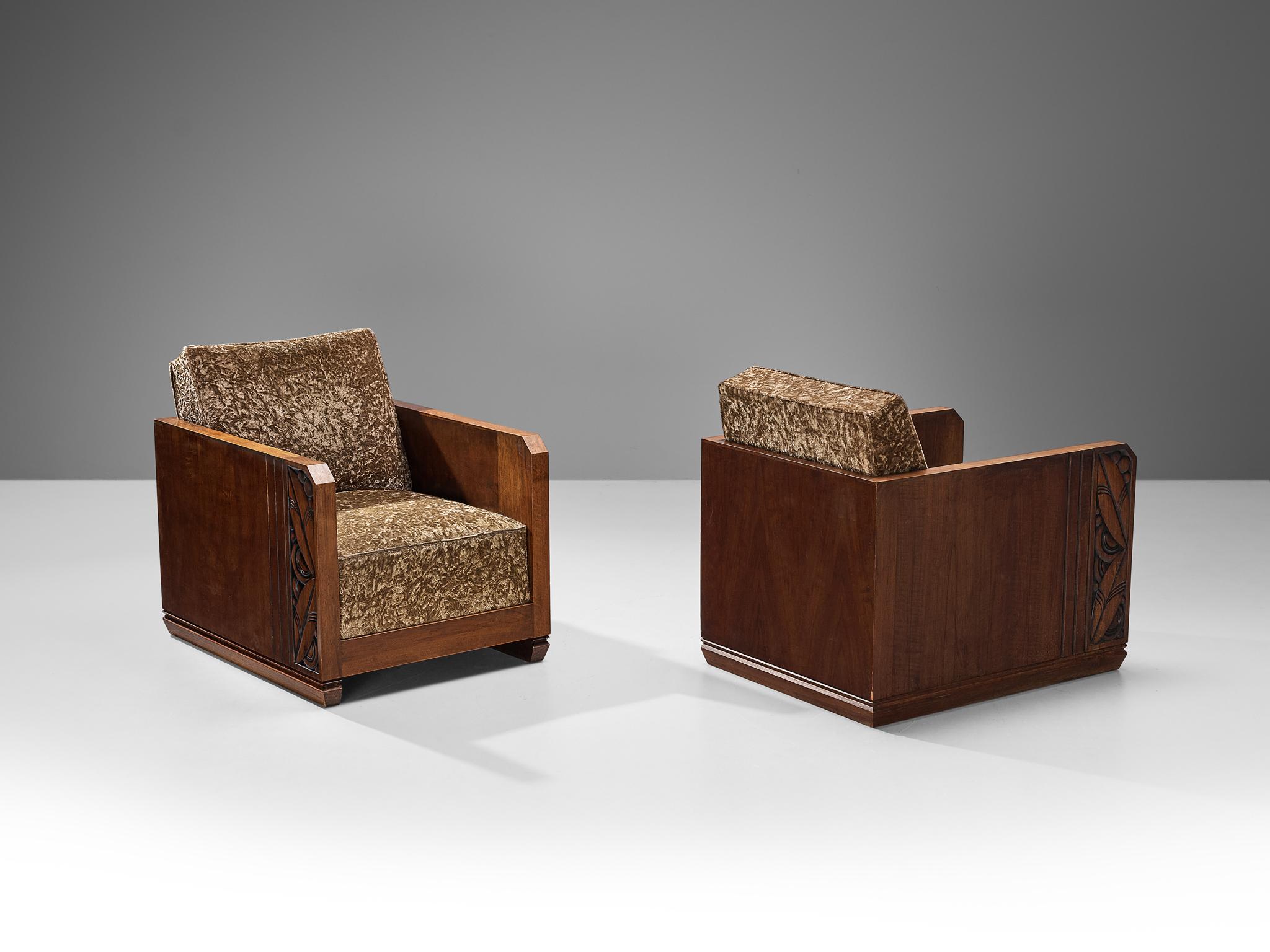 Early 20th Century French Pair of Art Deco Lounge Chairs in Mahogany and Brown Velour For Sale