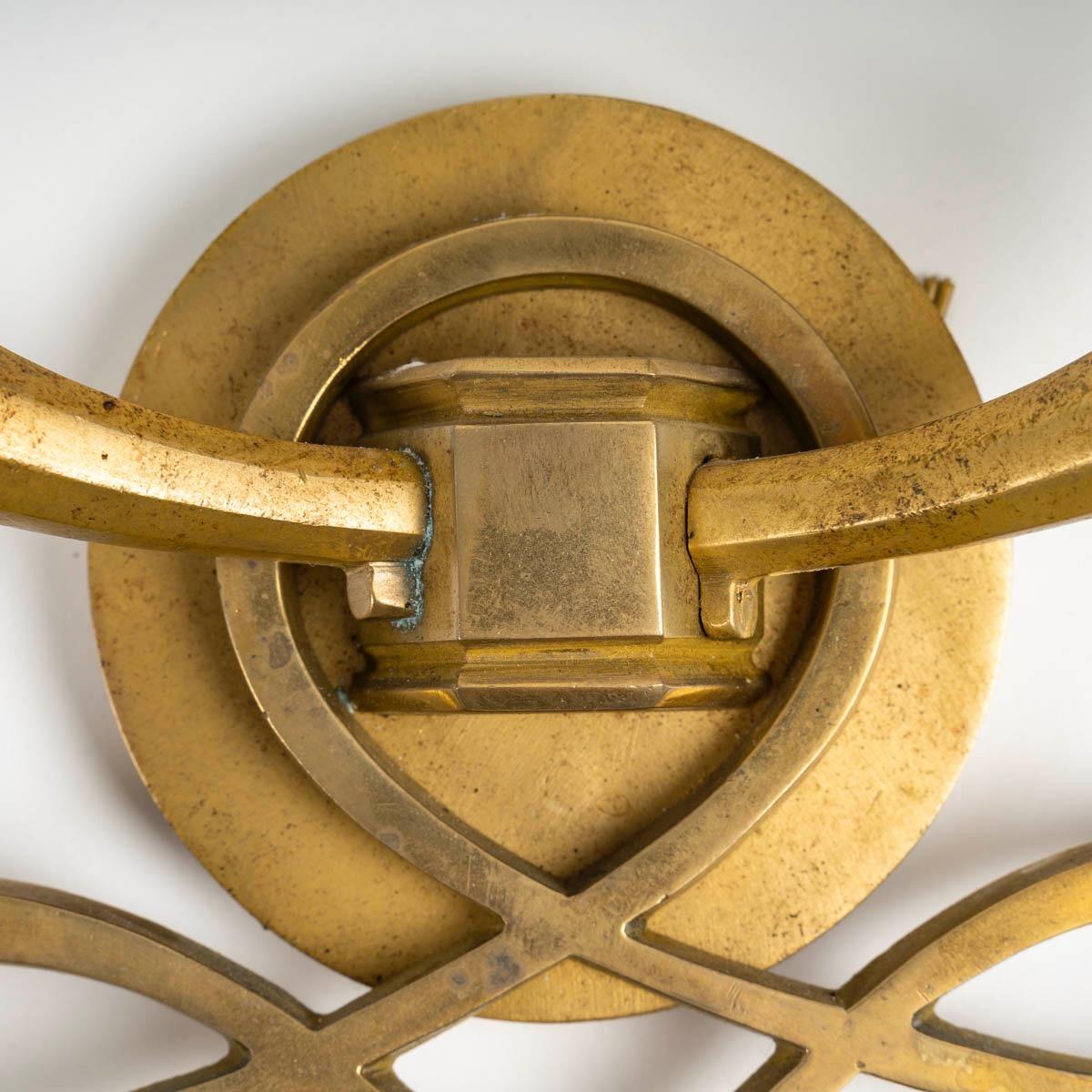 Pareja de candelabros art déco franceses atribuidos a Jules Leleu , hacia 1940 Francés en venta