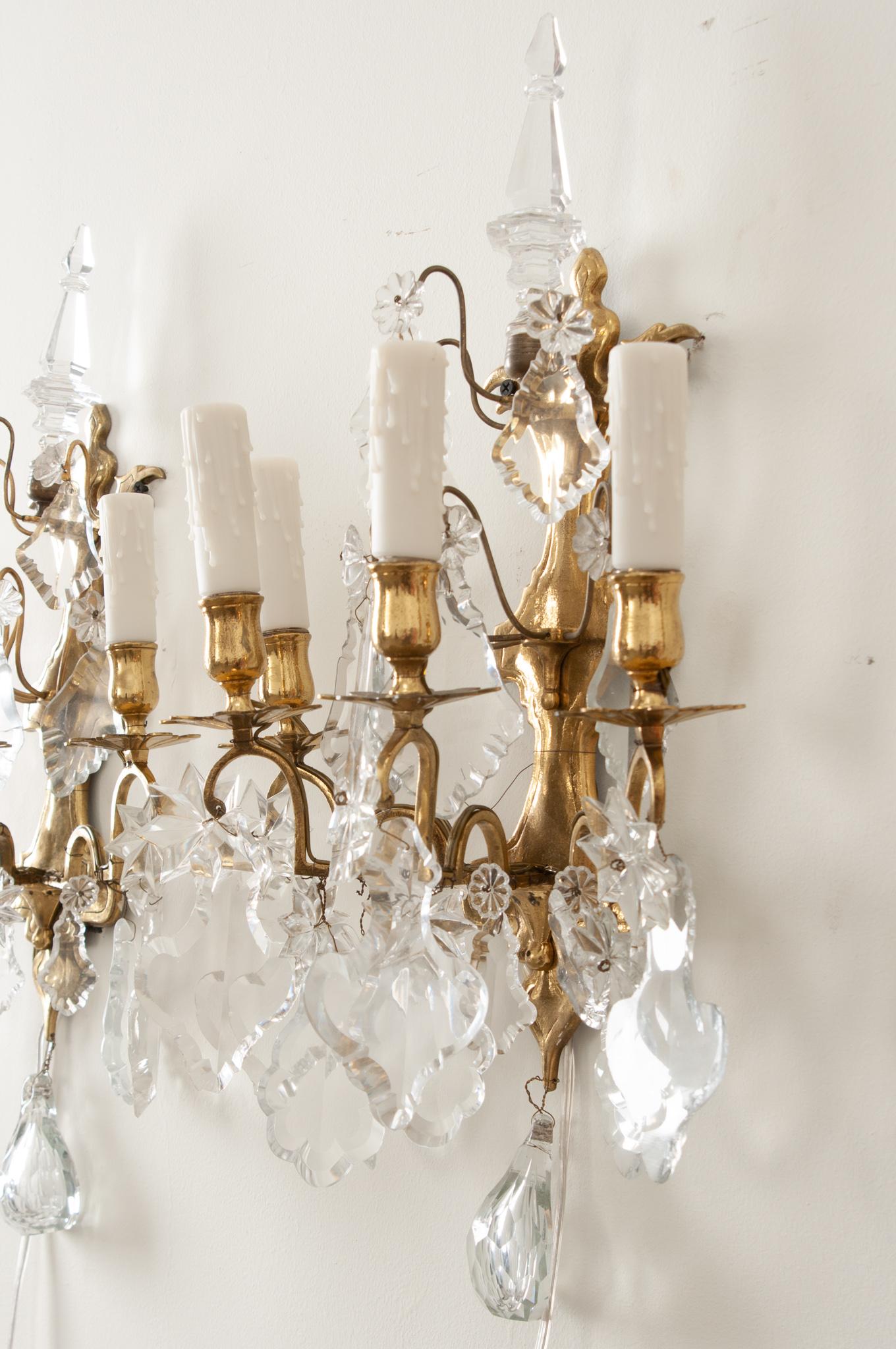 20th Century French Pair of Brass and Crystal Sconces For Sale