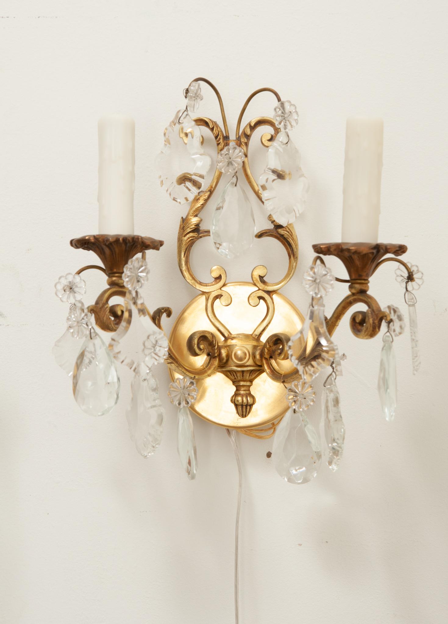 French Pair of Brass & Crystal Sconces In Good Condition For Sale In Baton Rouge, LA