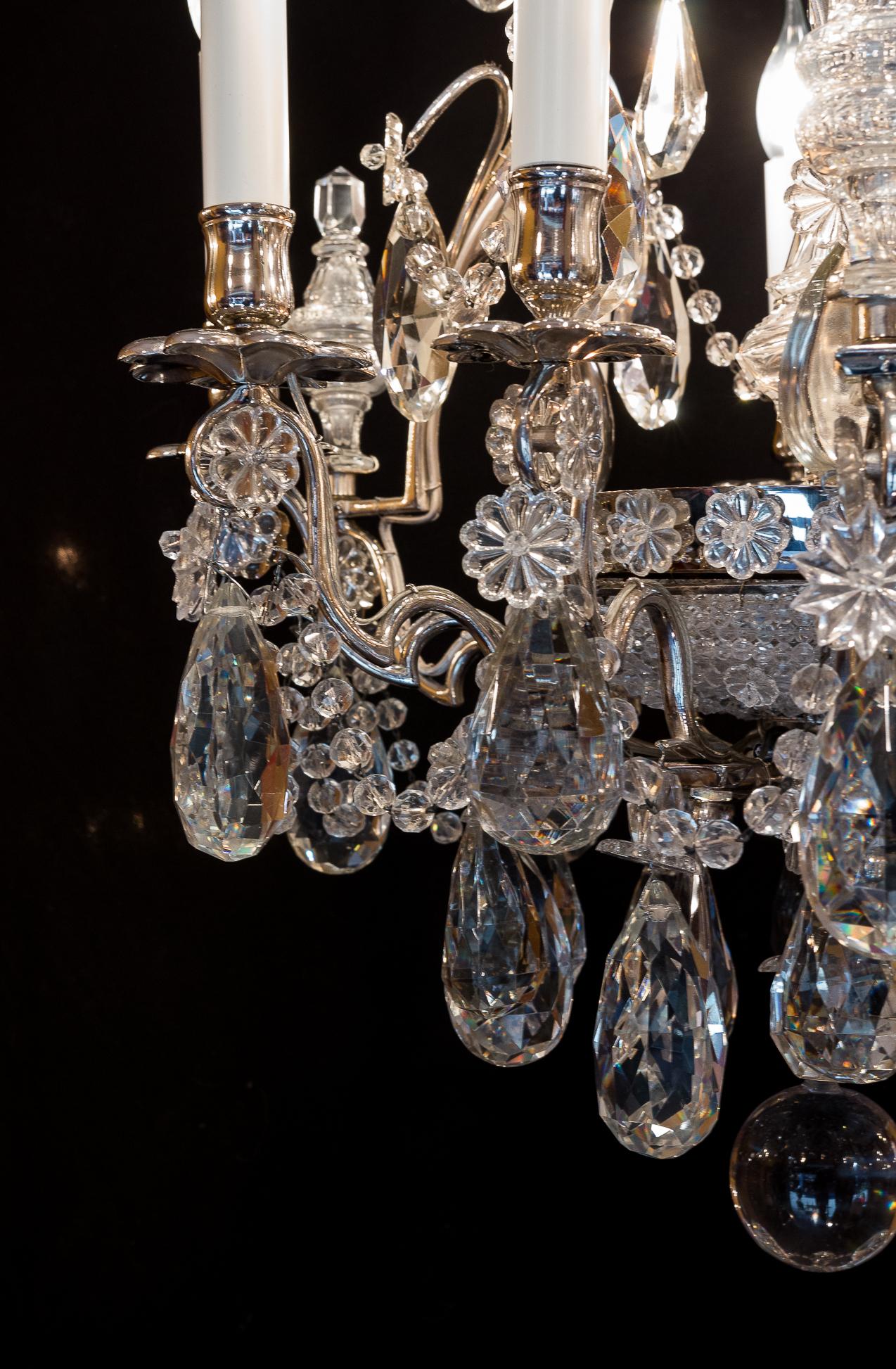French Pair of Chandeliers by Baguès and Baccarat, Silver-Plate and Cut Crystal For Sale 10
