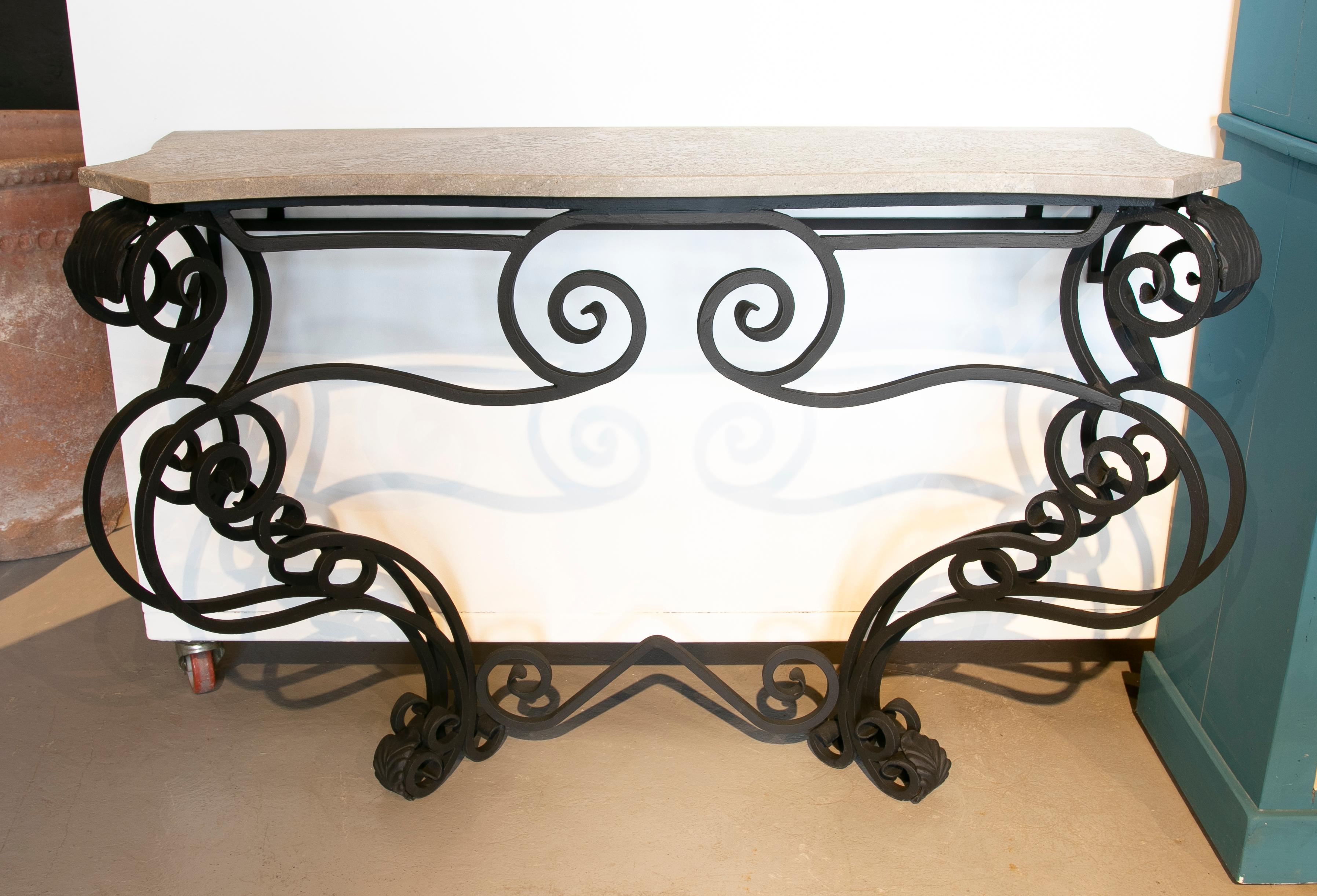 French Pair of Consoles with Iron Base and Spanish Marble Top In Good Condition In Marbella, ES