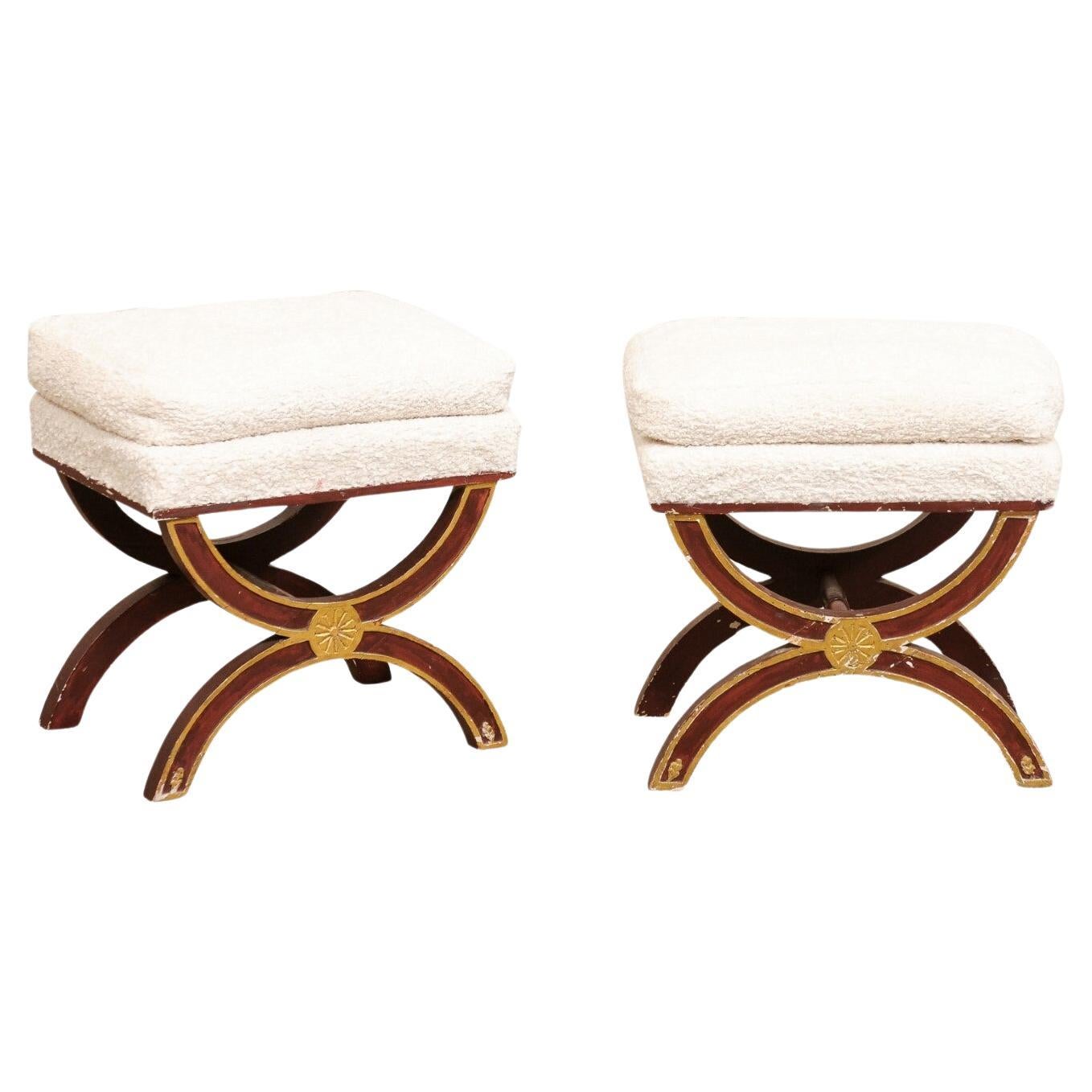 French Pair of Curule Style Stools, Nubby Textured White Upholstery For Sale