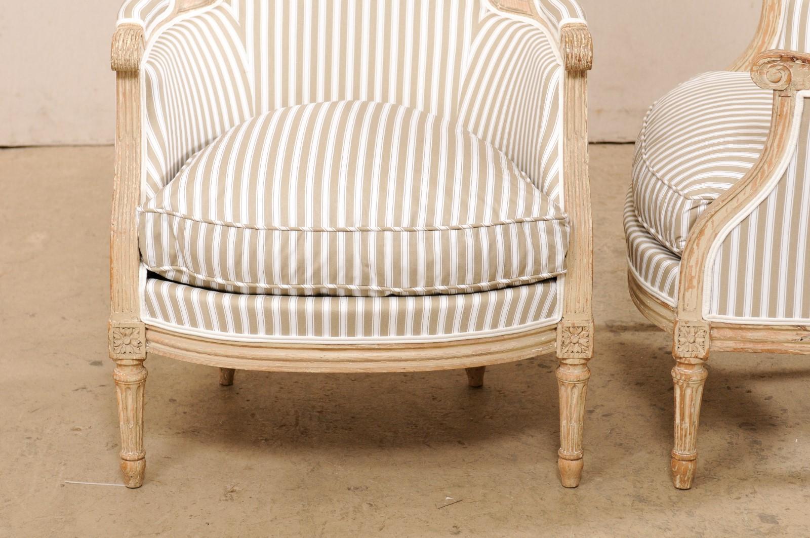 French Pair of Early 19th C. Bergère Chairs w/Tall Arched-Backs & New Upholstery 7