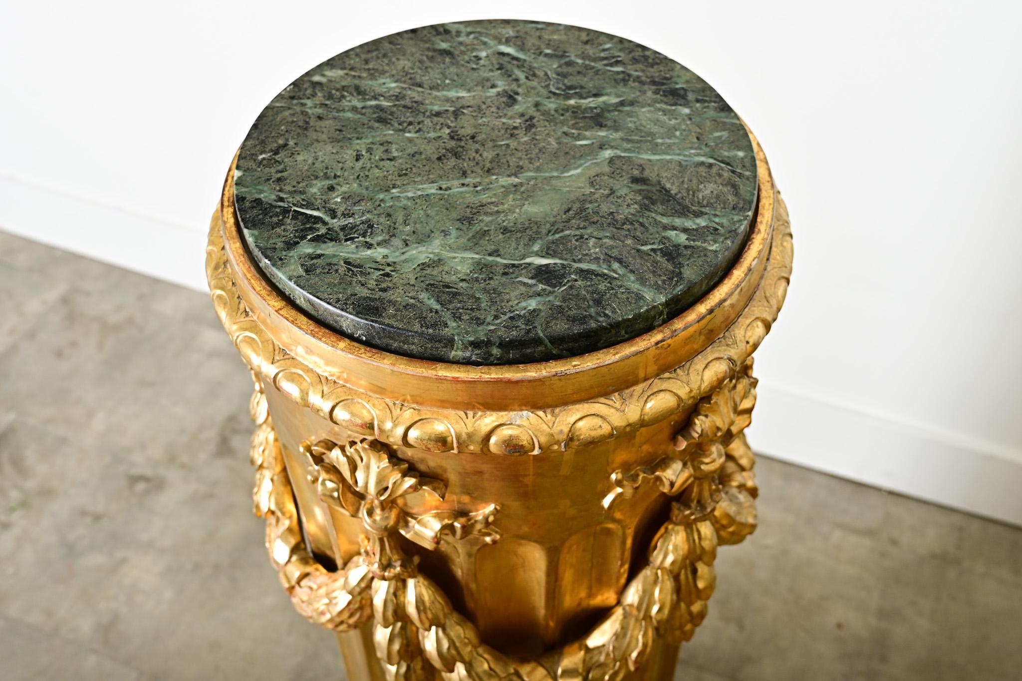 French Pair of Giltwood & Marble Top Columns For Sale 4