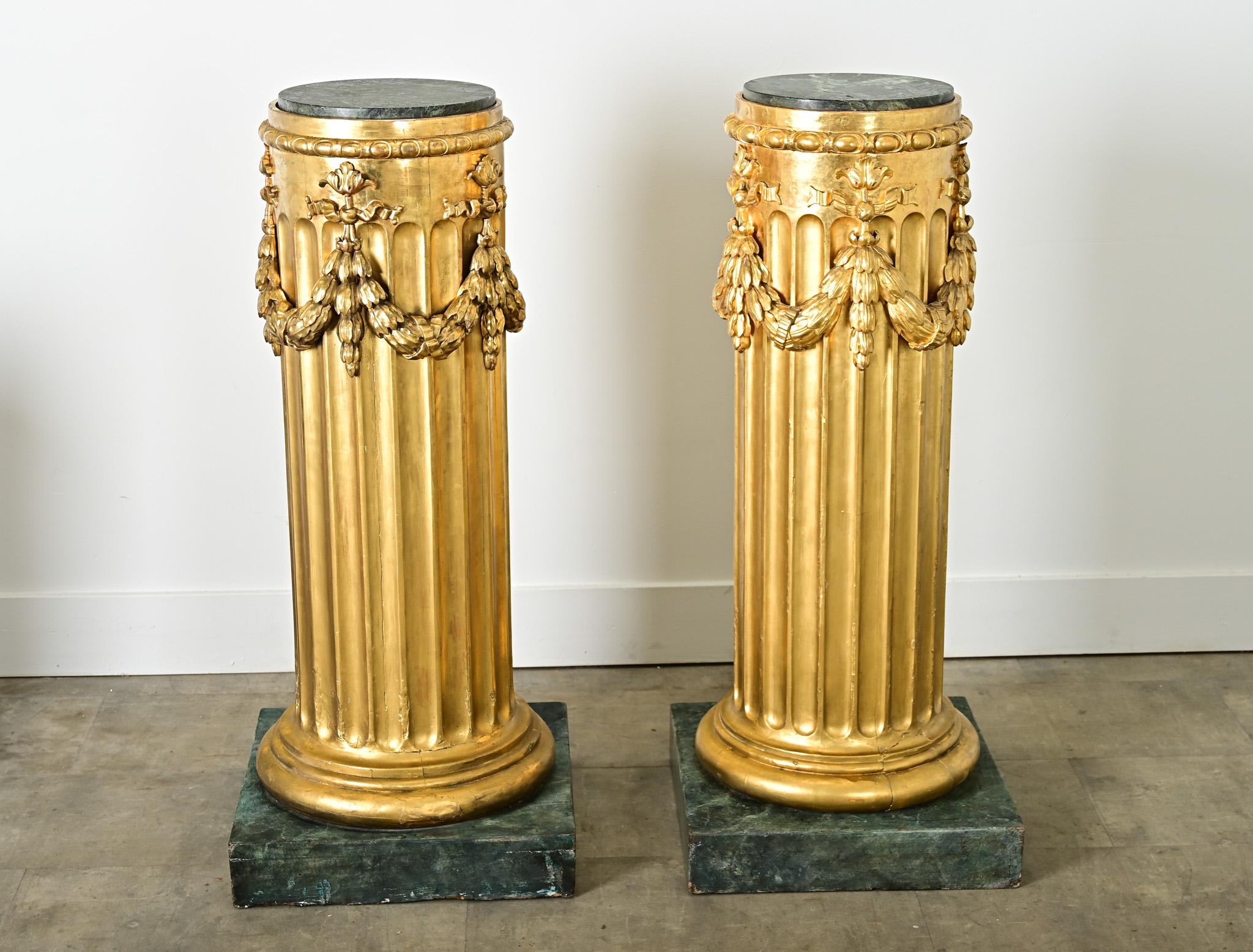 French Pair of Giltwood & Marble Top Columns For Sale 7