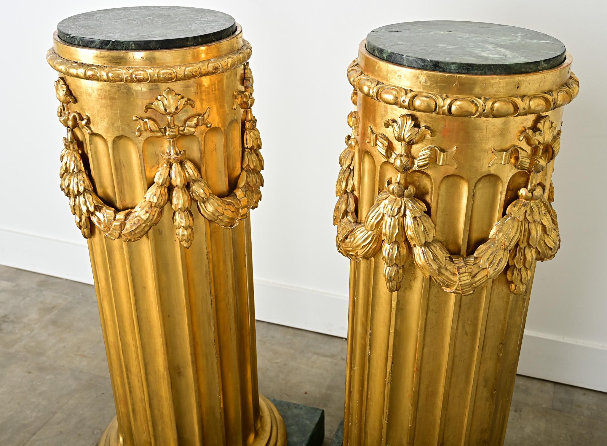 French Pair of Giltwood & Marble Top Columns For Sale 3