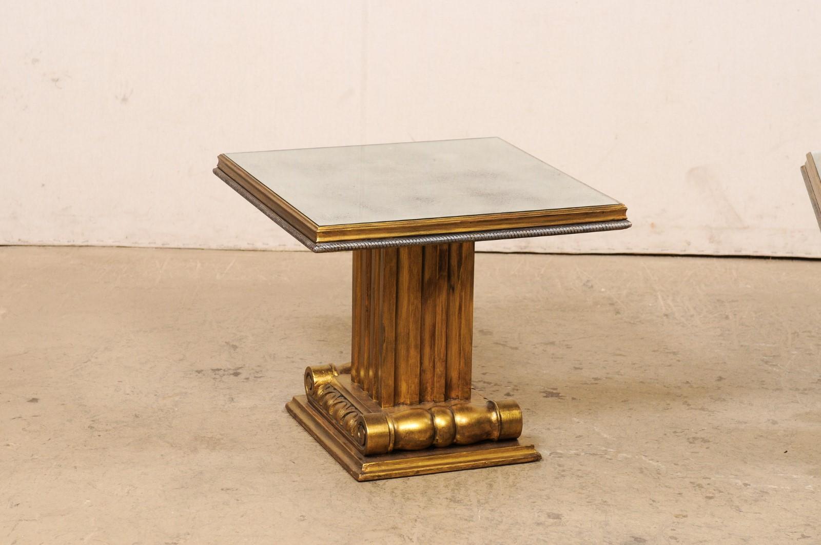 French Pair of Gold & Antiqued Mirror Top Pedestal Side Tables In Good Condition For Sale In Atlanta, GA