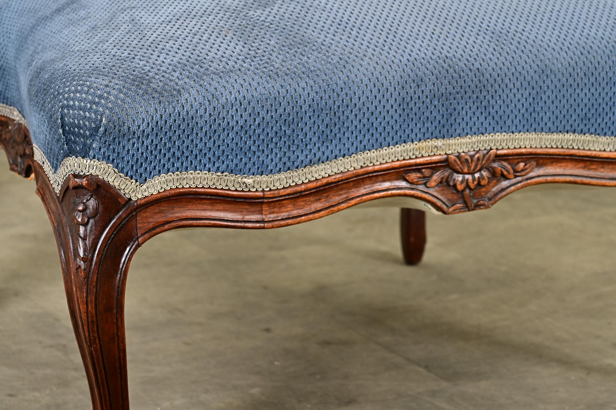 Paire de Bergeres et d'Ottomans Louis XV en vente 9