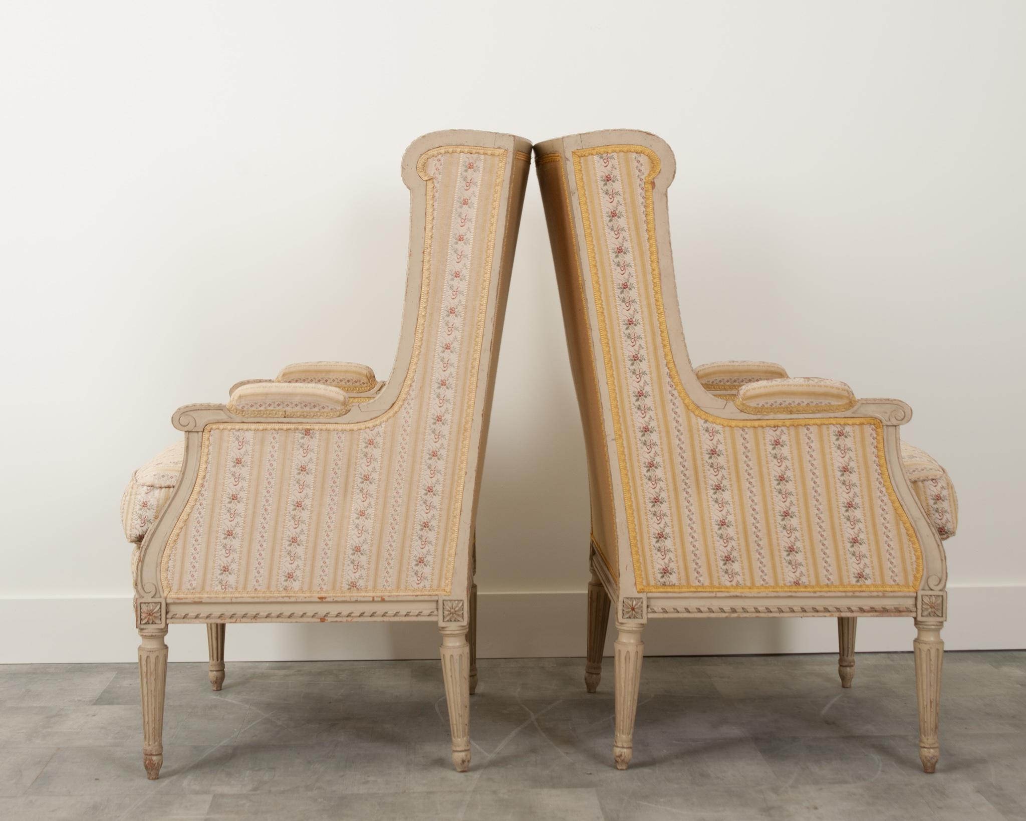 Paint French Pair of Louis XVI Style Bergeres For Sale