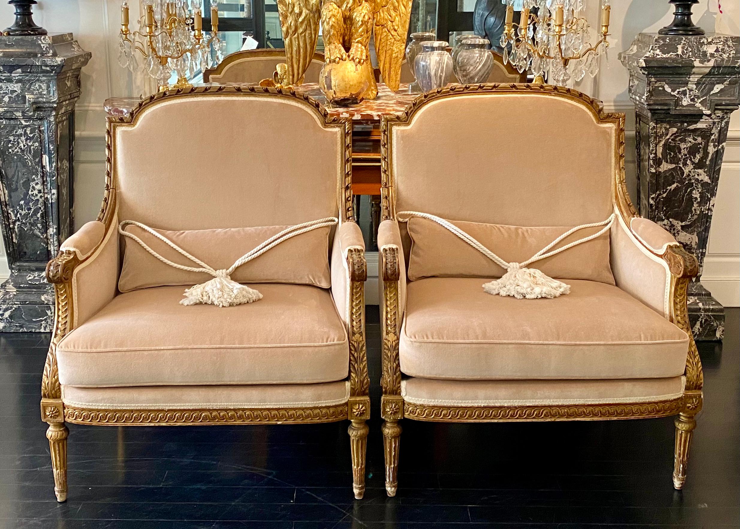 French Pair of Louis XVI Style Marquise Bergere Giltwood Armchairs For Sale 15