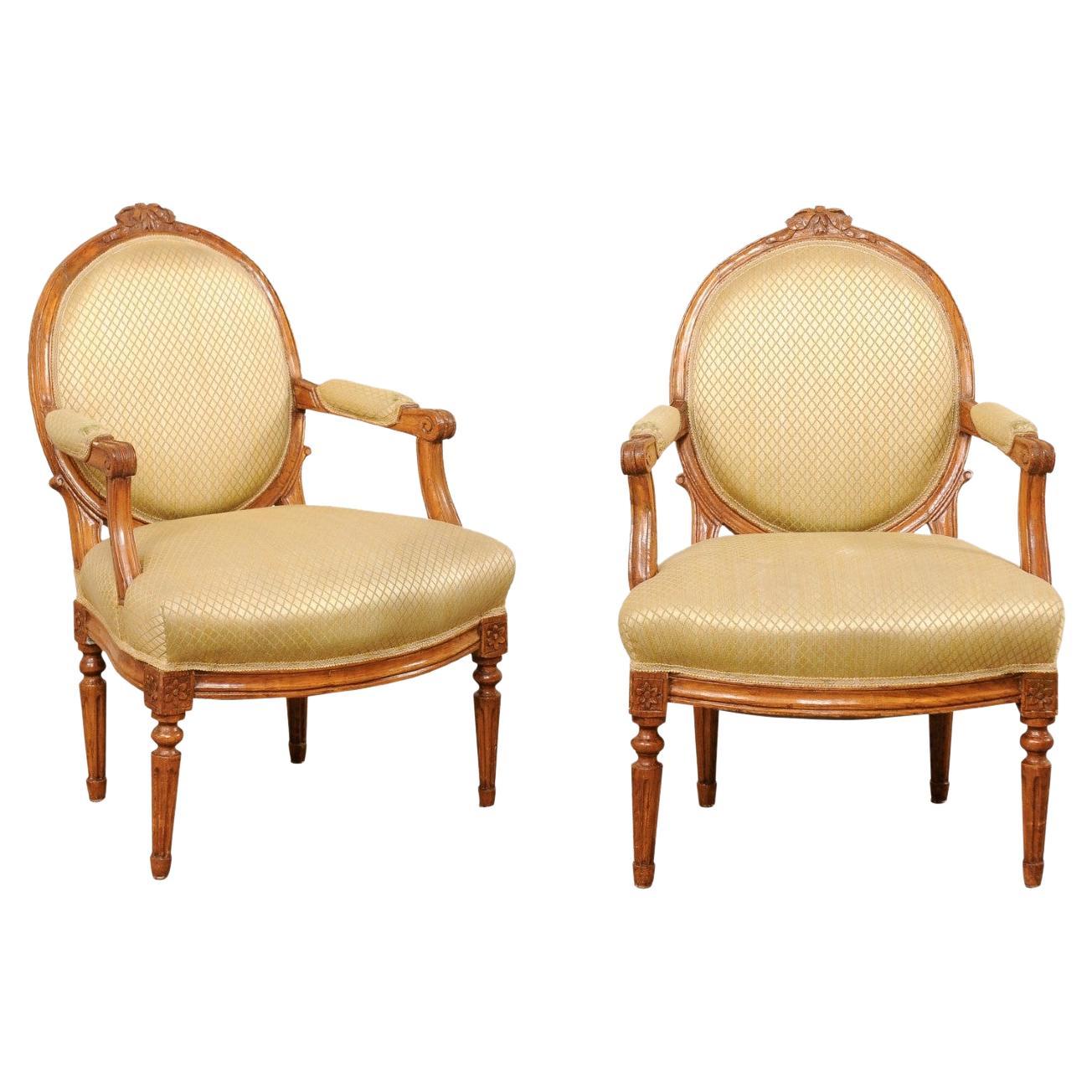 French Pair of Louis XVI Style Oval-Back Fauteuils For Sale