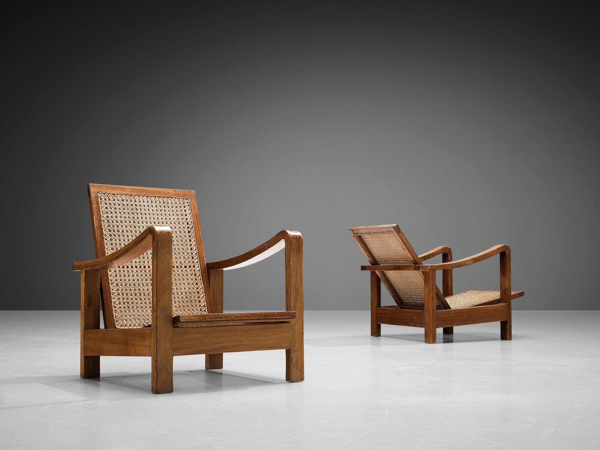 French Pair of Naturalistic Lounge Chairs in Oak and Cane 3