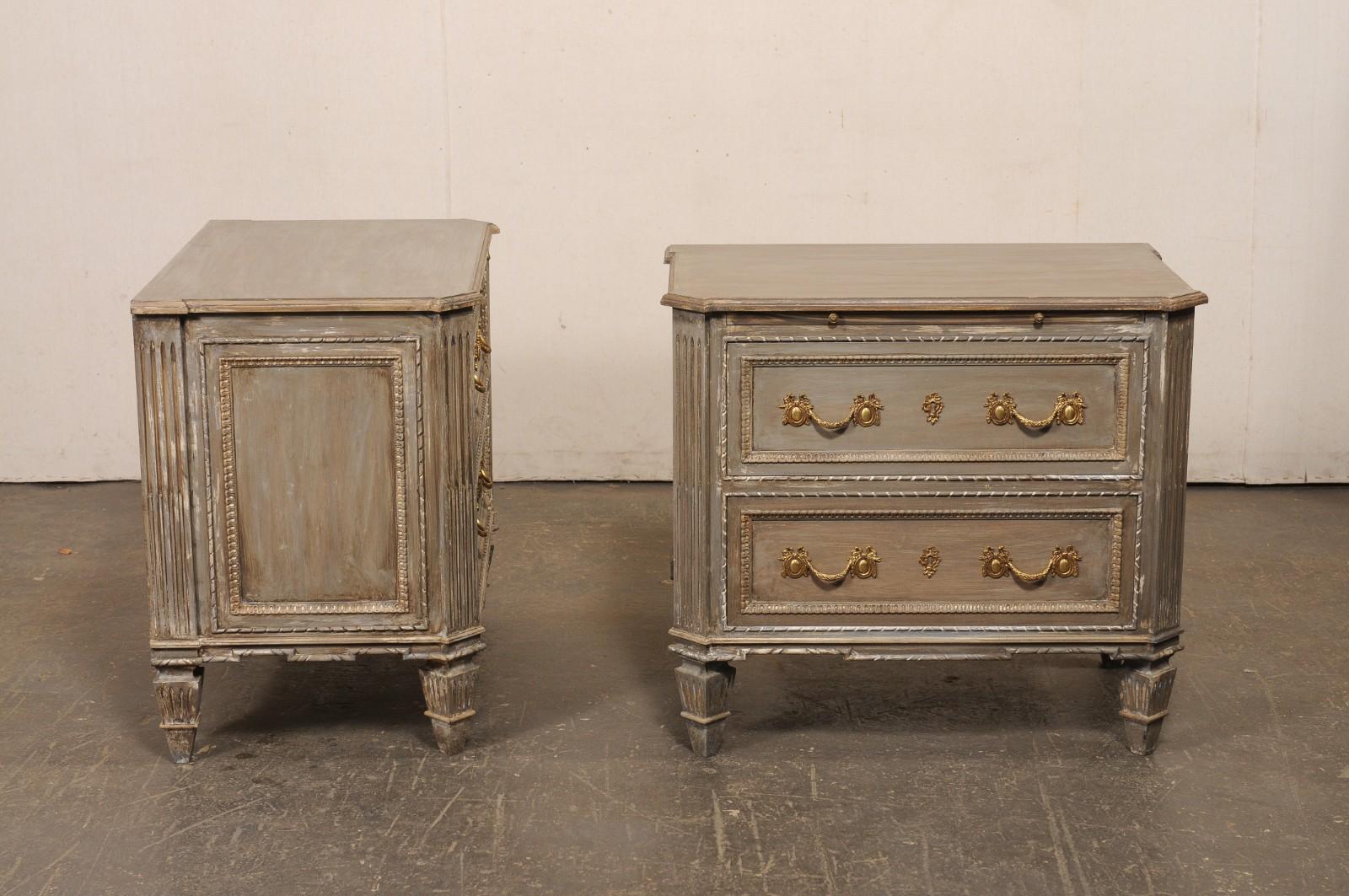 French Pair of Neoclassical Inspired 2-Drawer Side Chests w/Pull Out Shelf For Sale 4