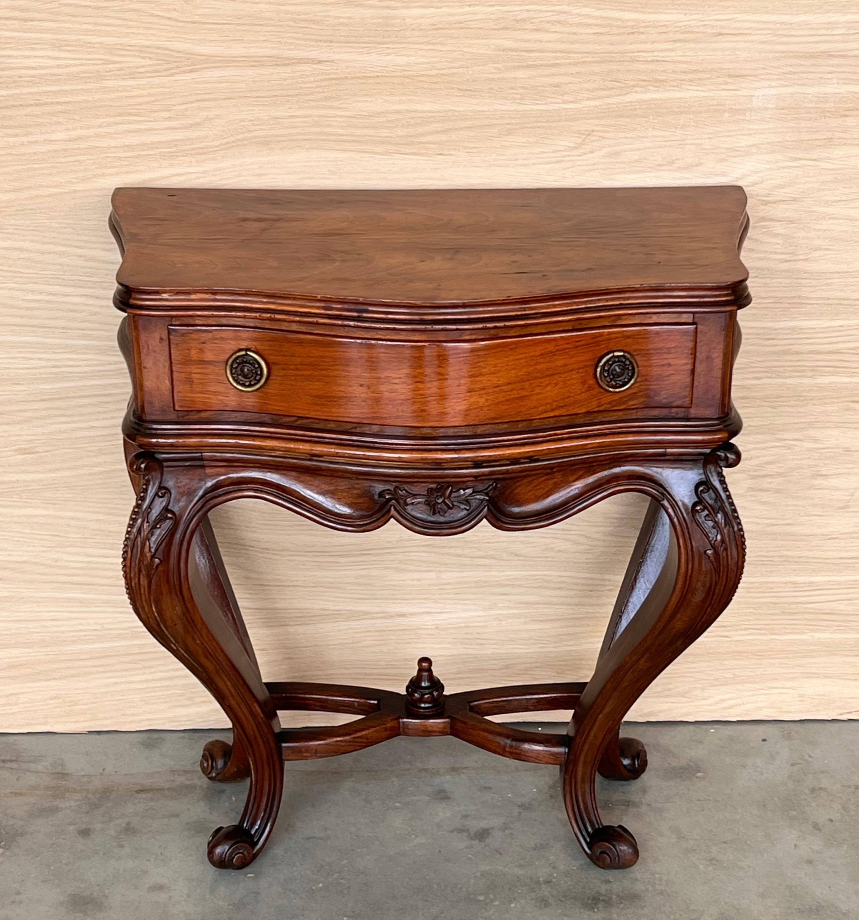 French Provincial French Pair of Nightstand Tables with Carved Drawer and Cabriole Legs For Sale