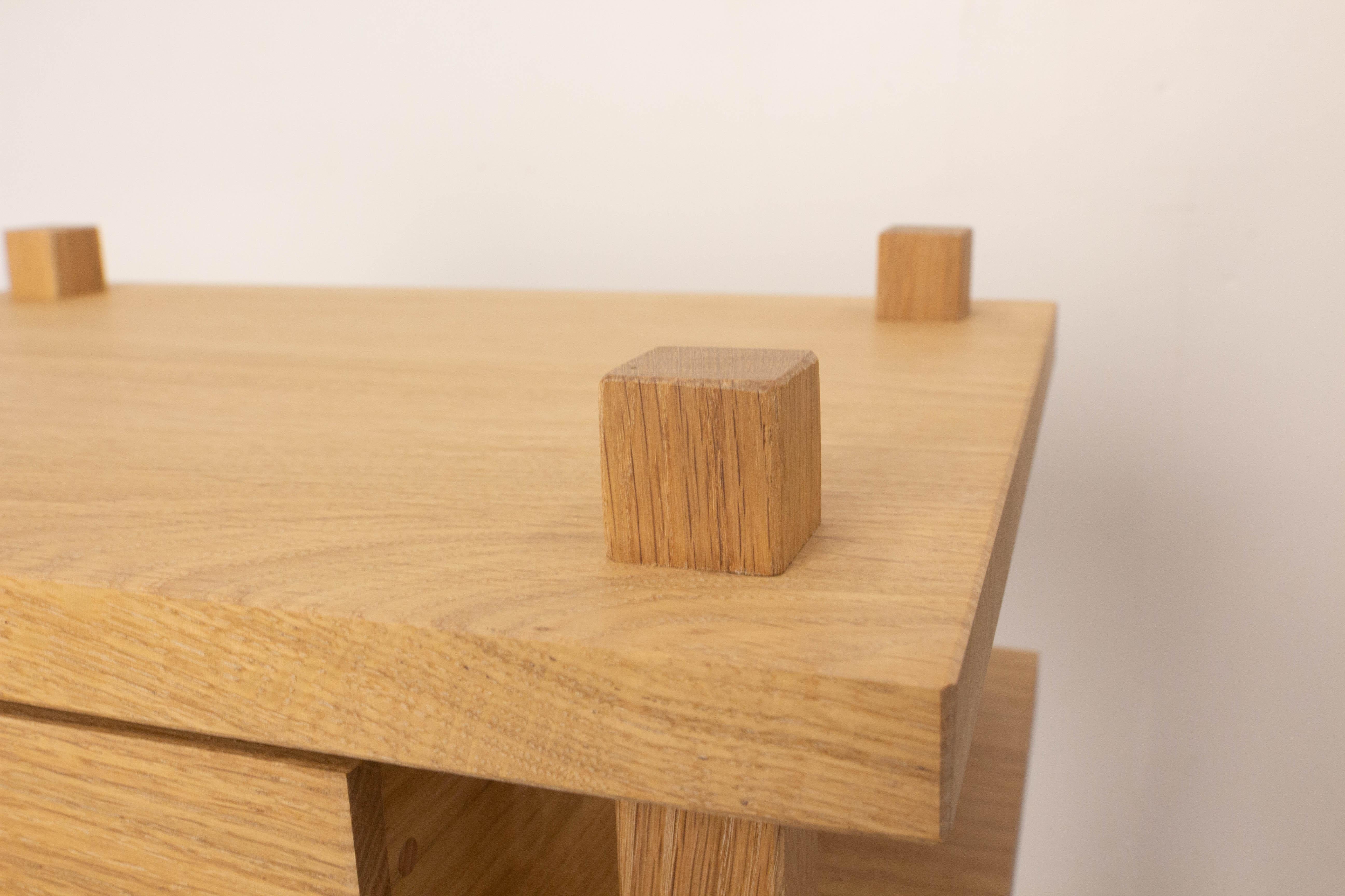 Paire de tables de chevet françaises Armoires d'appoint Chevet  Profondeur 18 pouces en vente 7