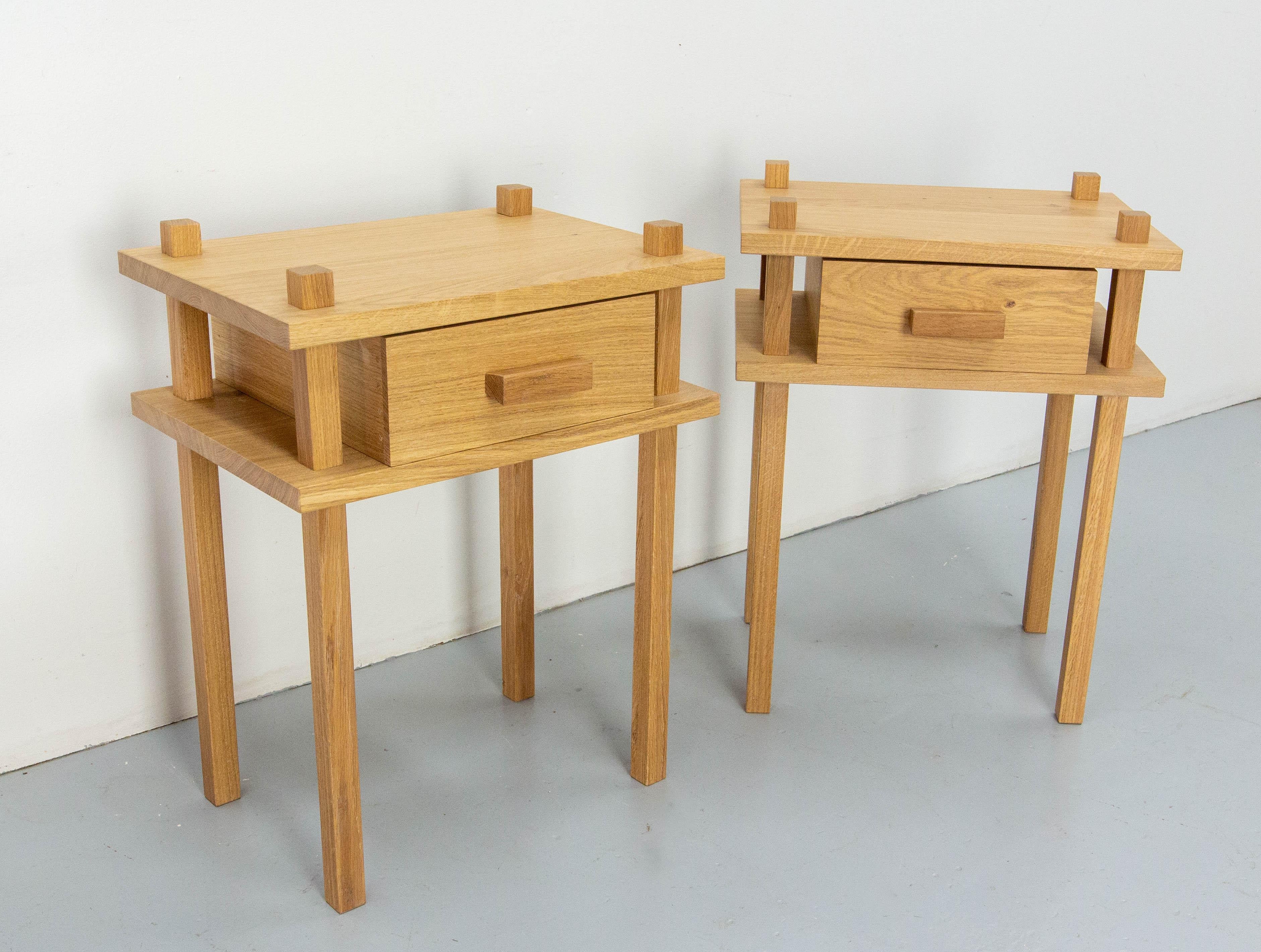 Paire de tables de chevet françaises Armoires d'appoint Chevet  Profondeur 18 pouces Neuf - En vente à Labrit, Landes