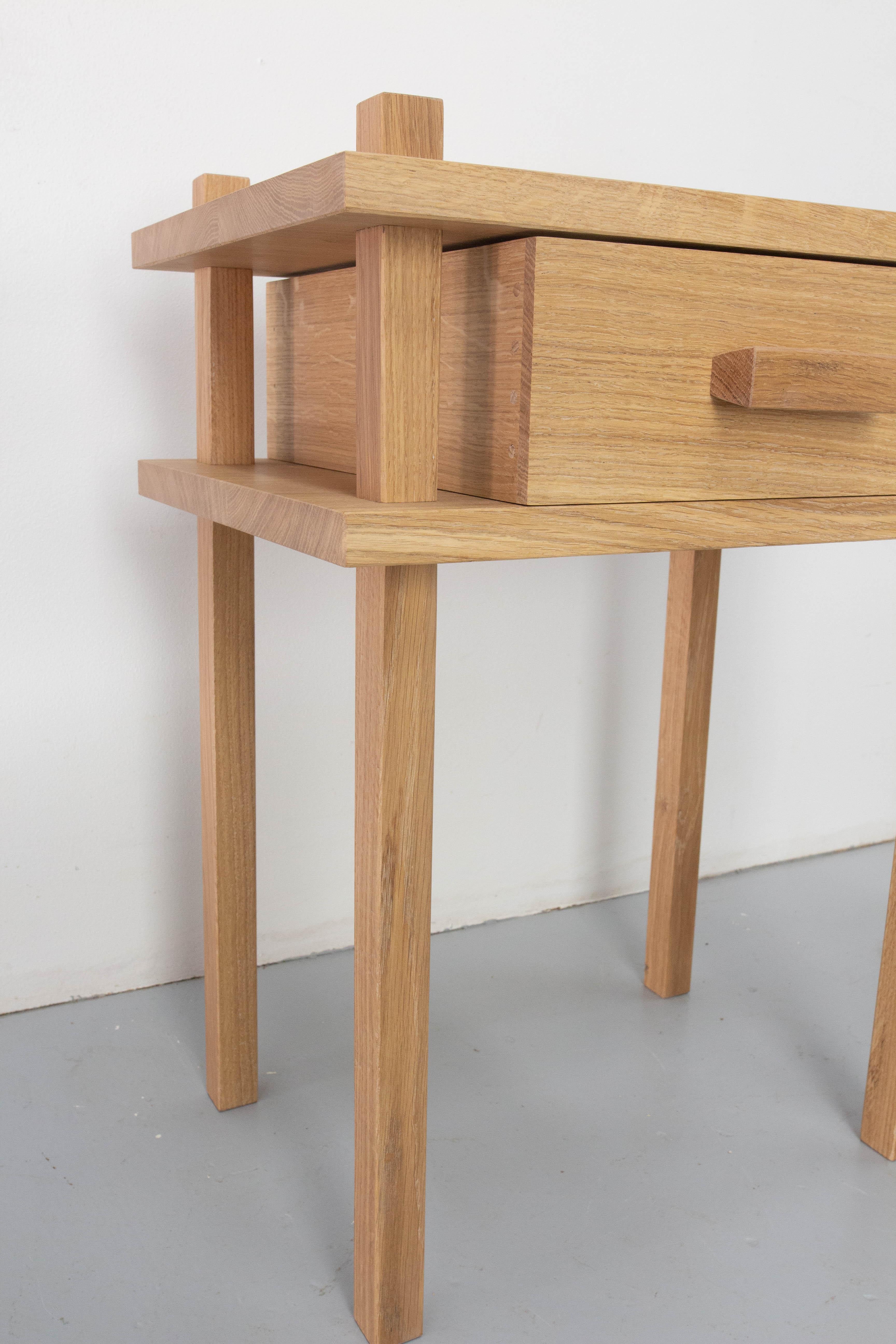 Paire de tables de chevet françaises Armoires d'appoint Chevet  Profondeur 18 pouces en vente 1