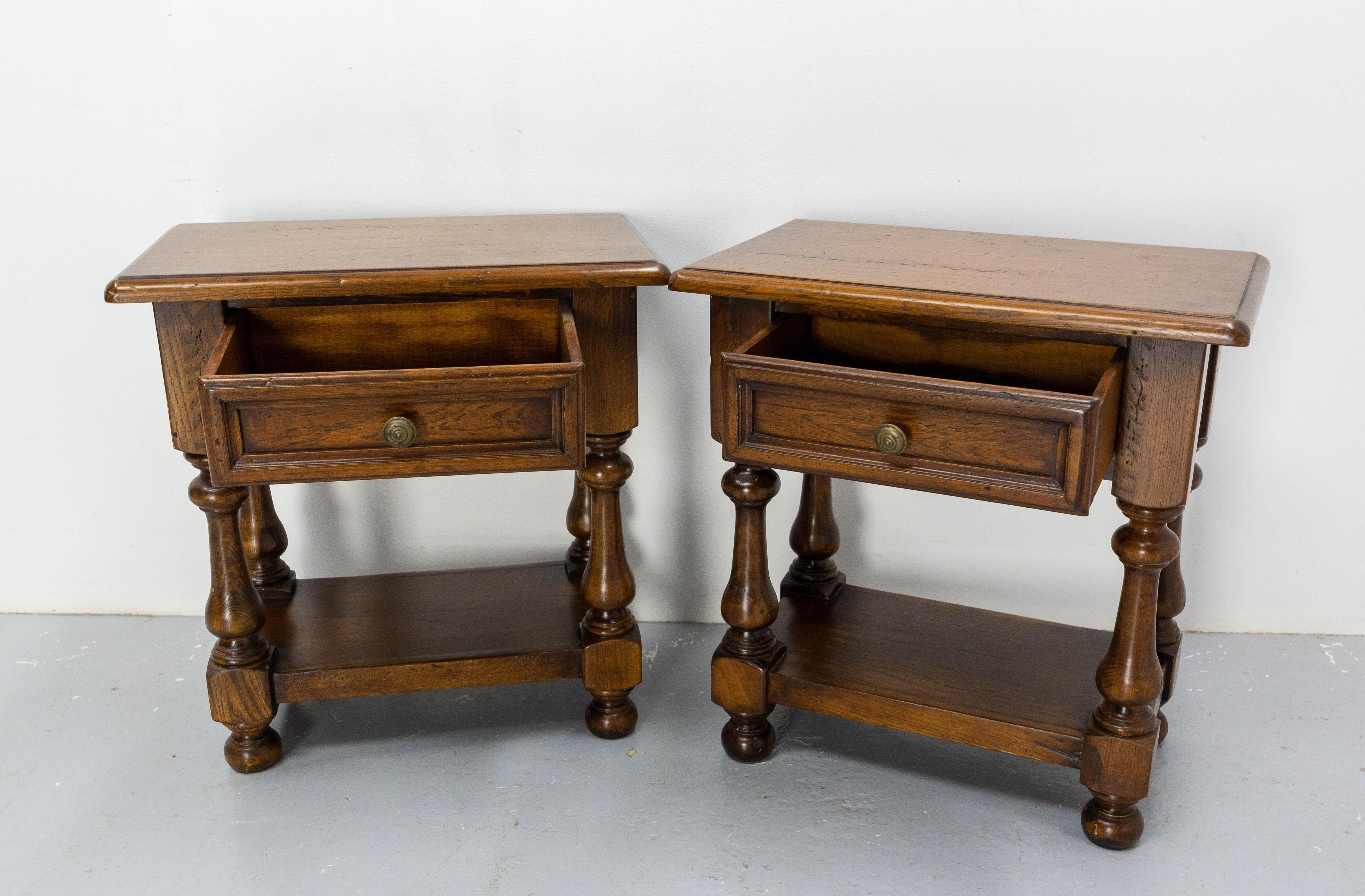 French Pair of Nightstands Side Cabinets Bedside Massive Oak, circa 1980 In Good Condition In Labrit, Landes
