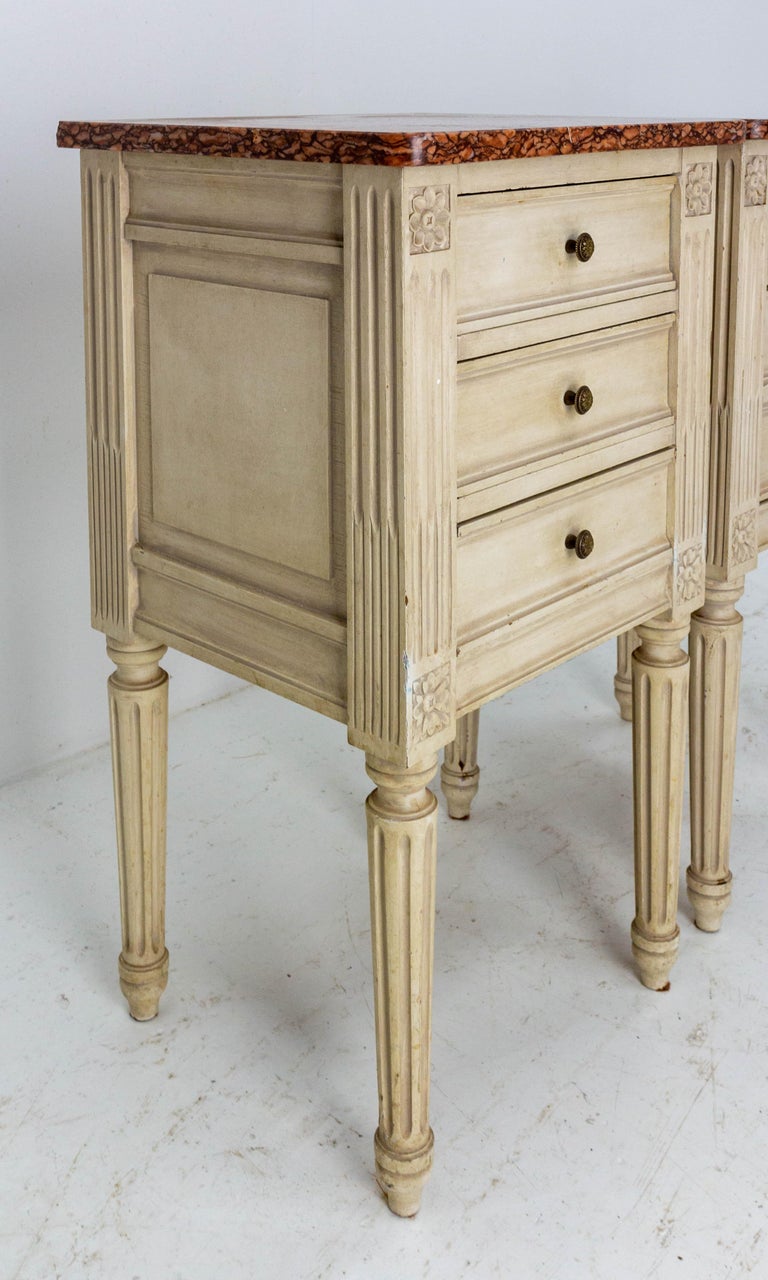 French Pair of Nightstands Side Cabinets Bedside Tables Louis XVI Style, c. 1960 In Good Condition In Labrit, Landes