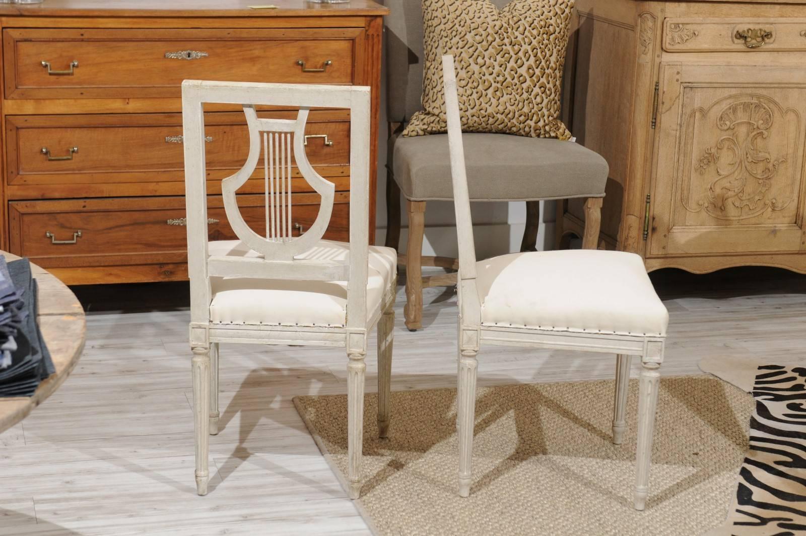 French Pair of Painted Dining Chairs with Lyre-Shaped Backs, Early 20th Century 1