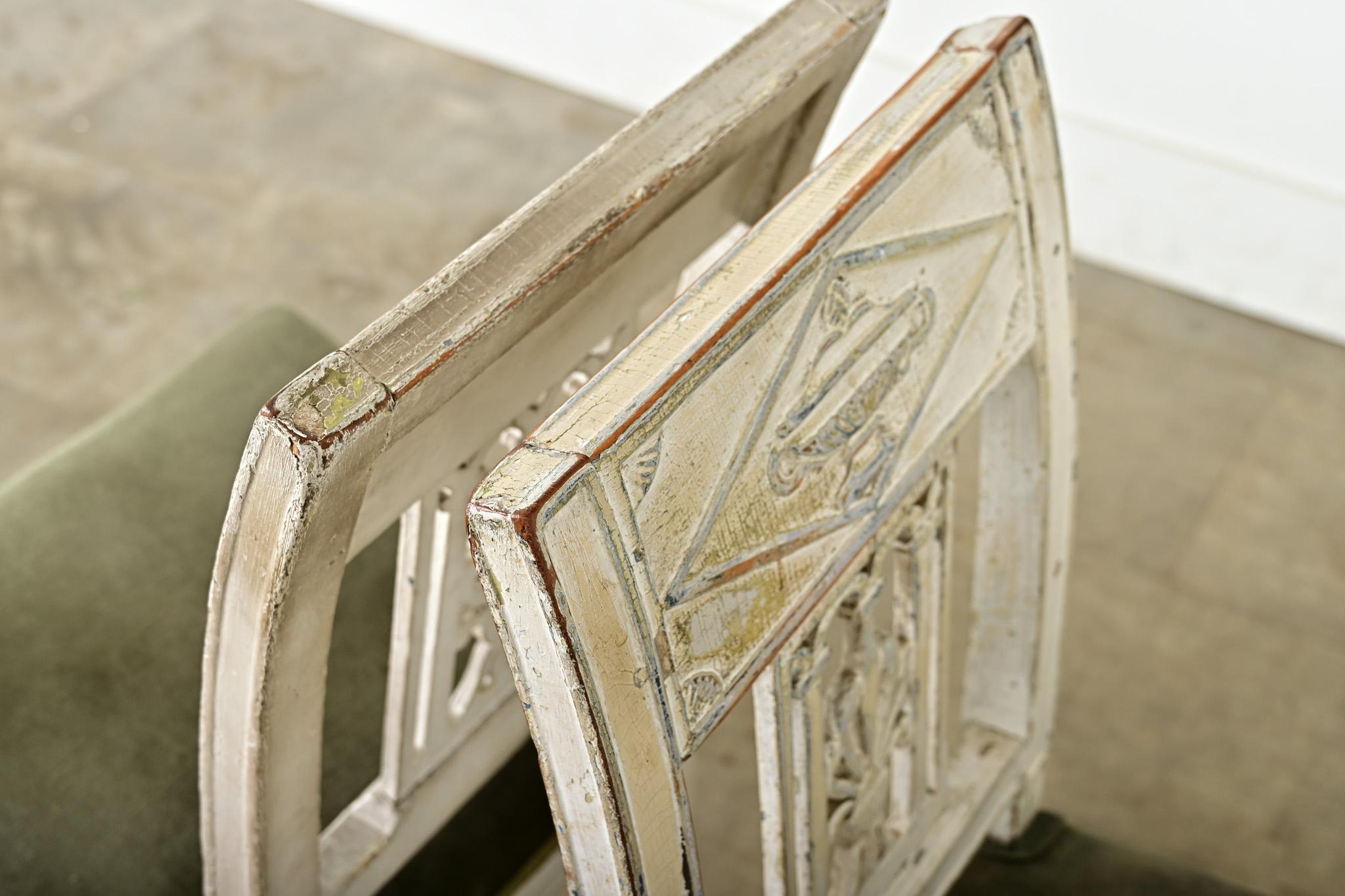 Paire de chaises d'appoint Directoire d'époque en vente 3