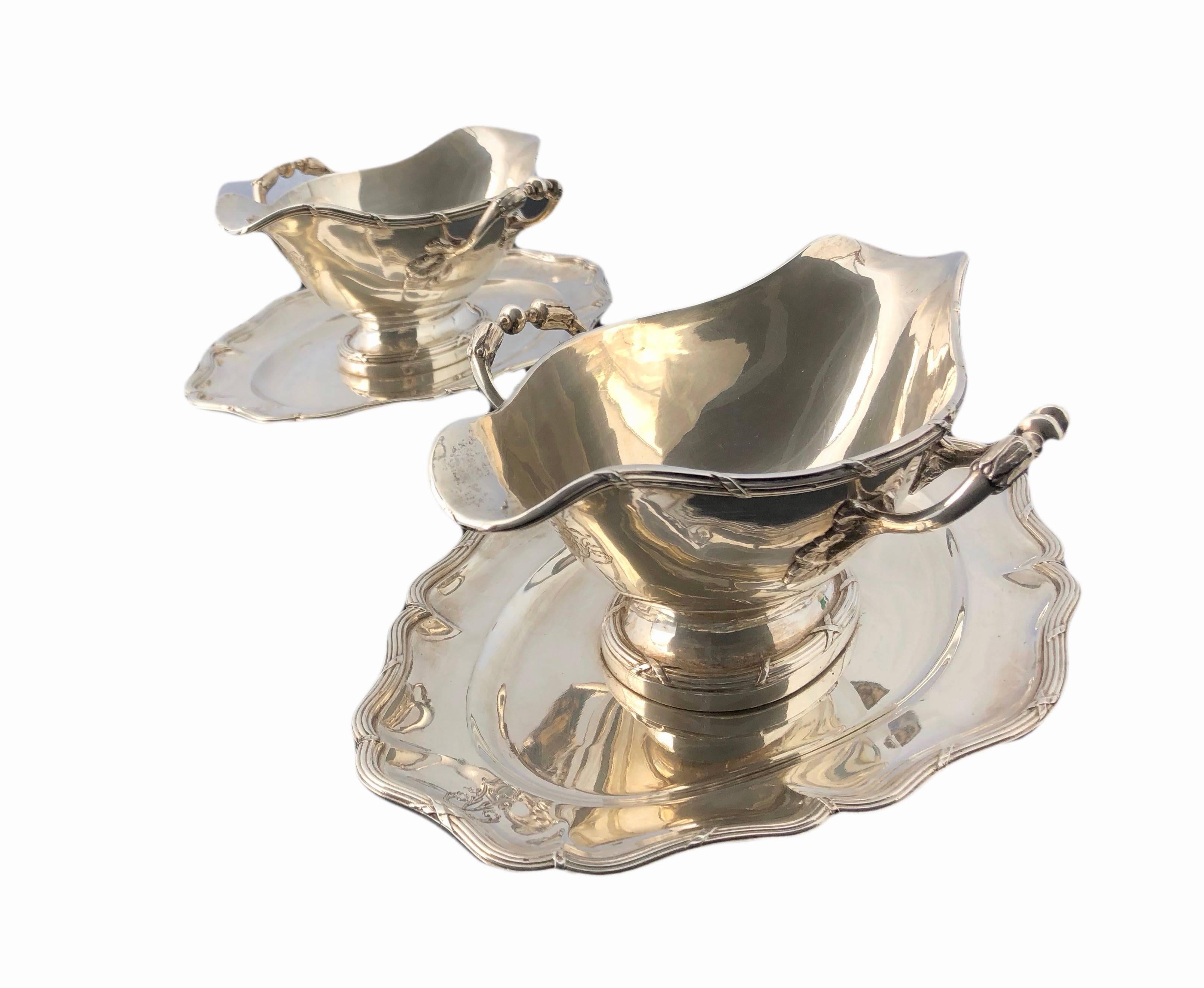 French Pair of Plated Silver Saucers with Attached Trays and Engraved Designs In Good Condition For Sale In Petaluma, CA