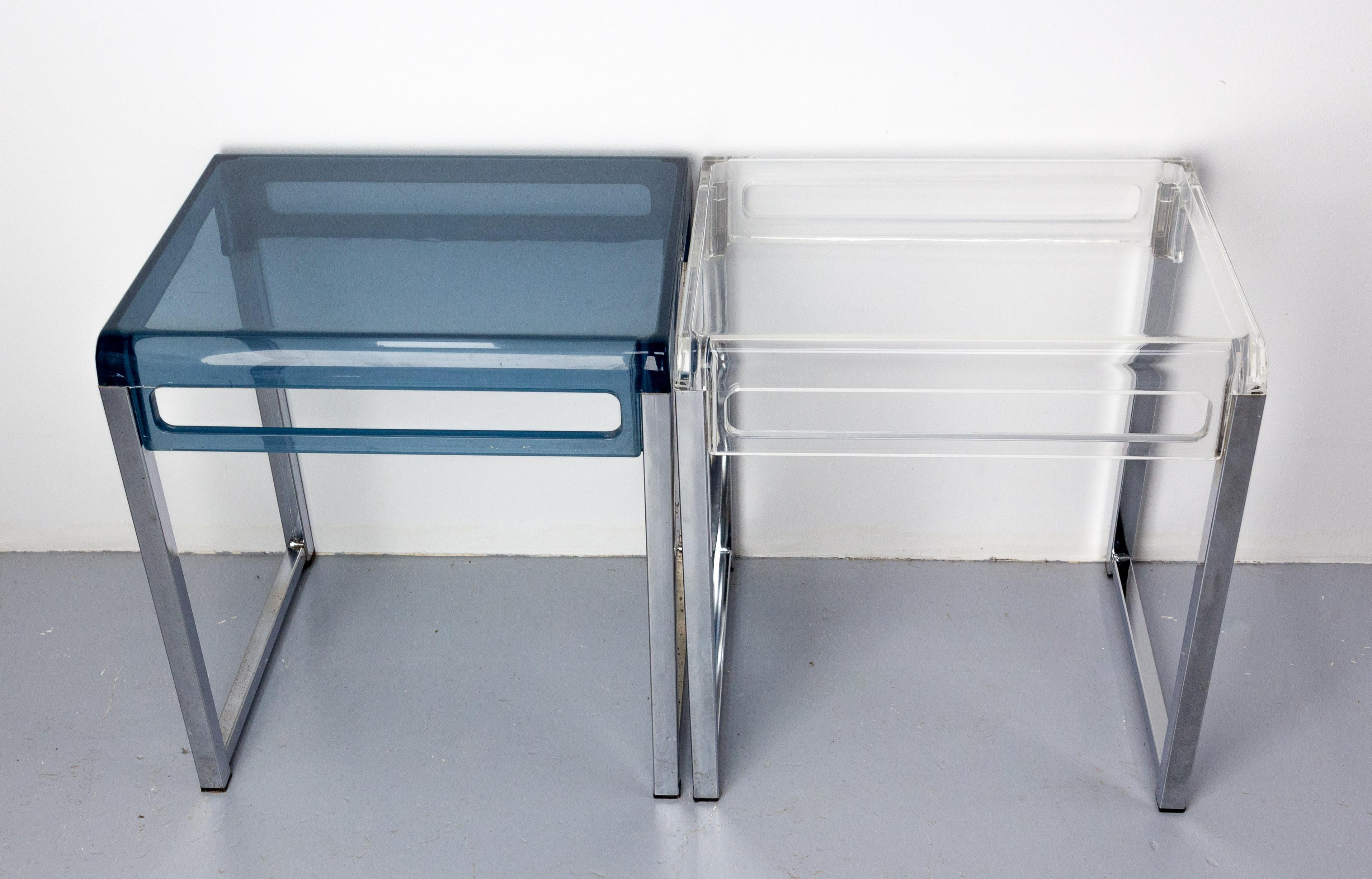 Mid-Century Modern French Pair of Polycarbonate & Chrome Coffee Table or Nightstand Table, c. 1980 For Sale