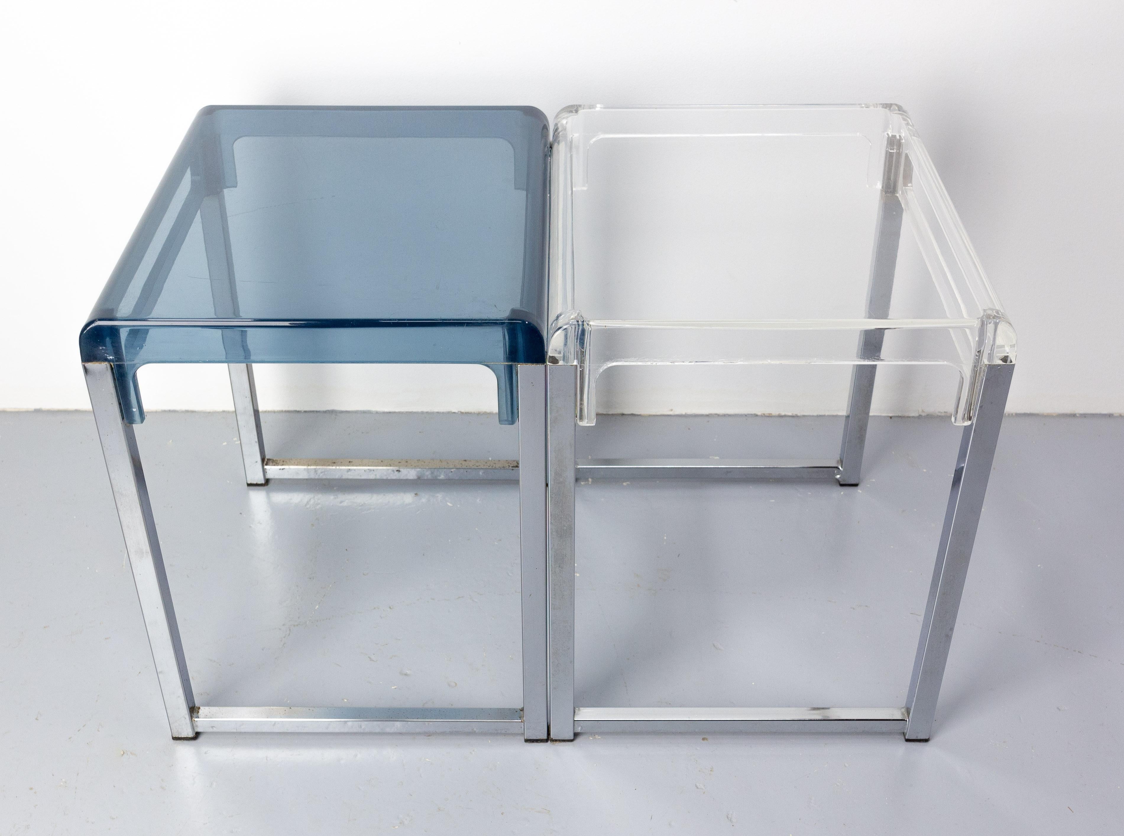 French Pair of Polycarbonate & Chrome Coffee Table or Nightstand Table, c. 1980 For Sale 1