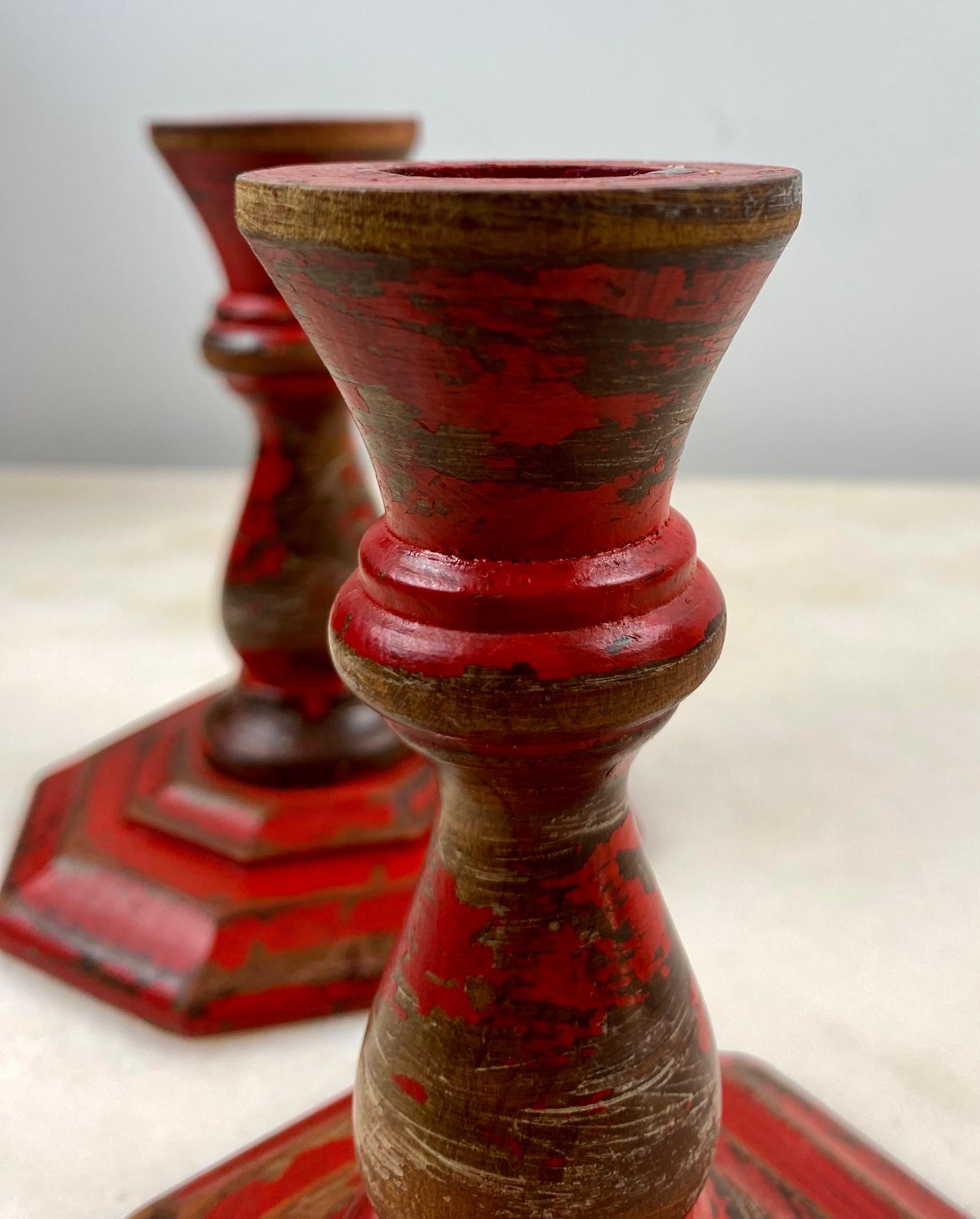 French Pair of Red Patinated Turned Wood Parisian Theater Candlesticks 19th  For Sale 5
