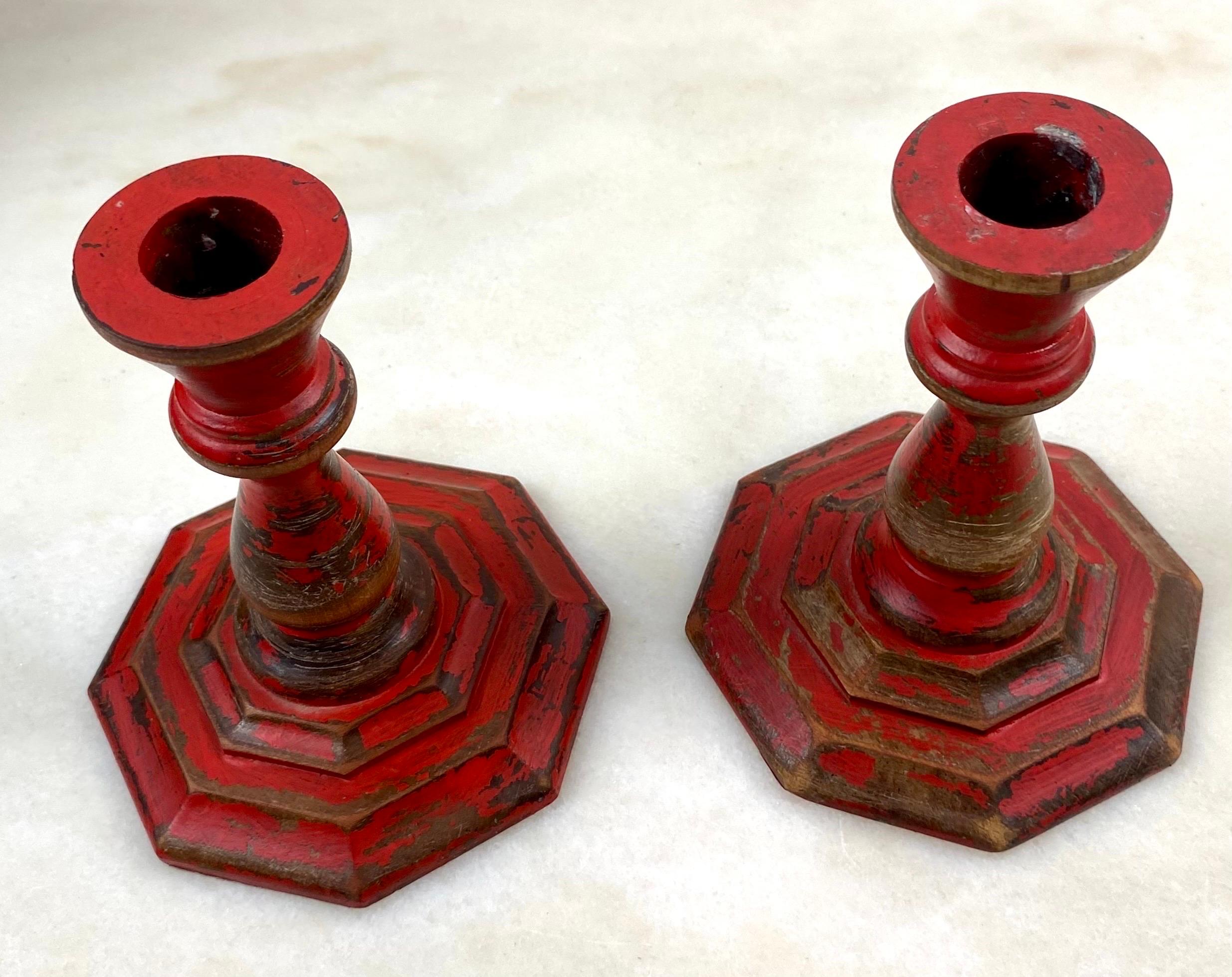 Louis Philippe French Pair of Red Patinated Turned Wood Parisian Theater Candlesticks 19th  For Sale